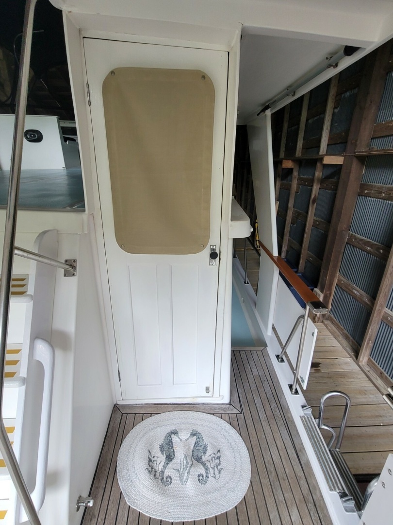 1990 DeFever Offshore Cruiser - Image 50