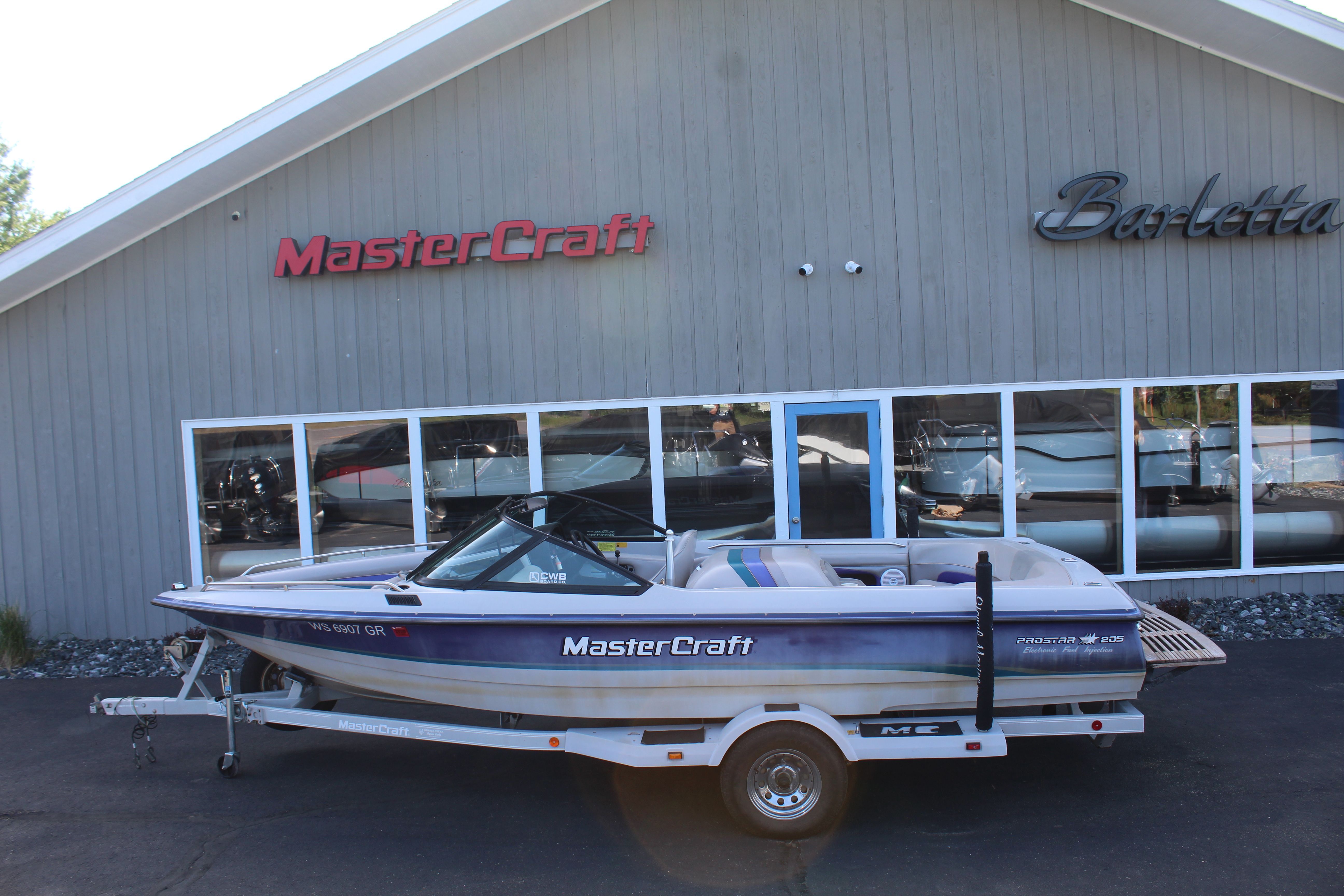1994 MasterCraft Prostar 205