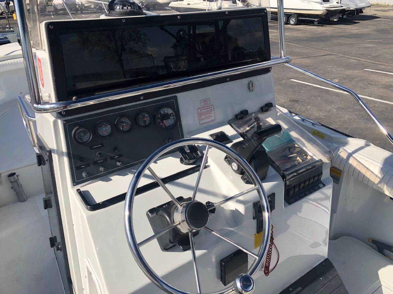 1994 Boston Whaler 24 Outrage - 16