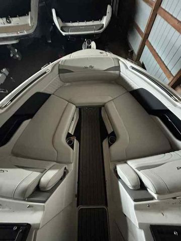 2023 Sea Ray SLX 260 Surf - 13