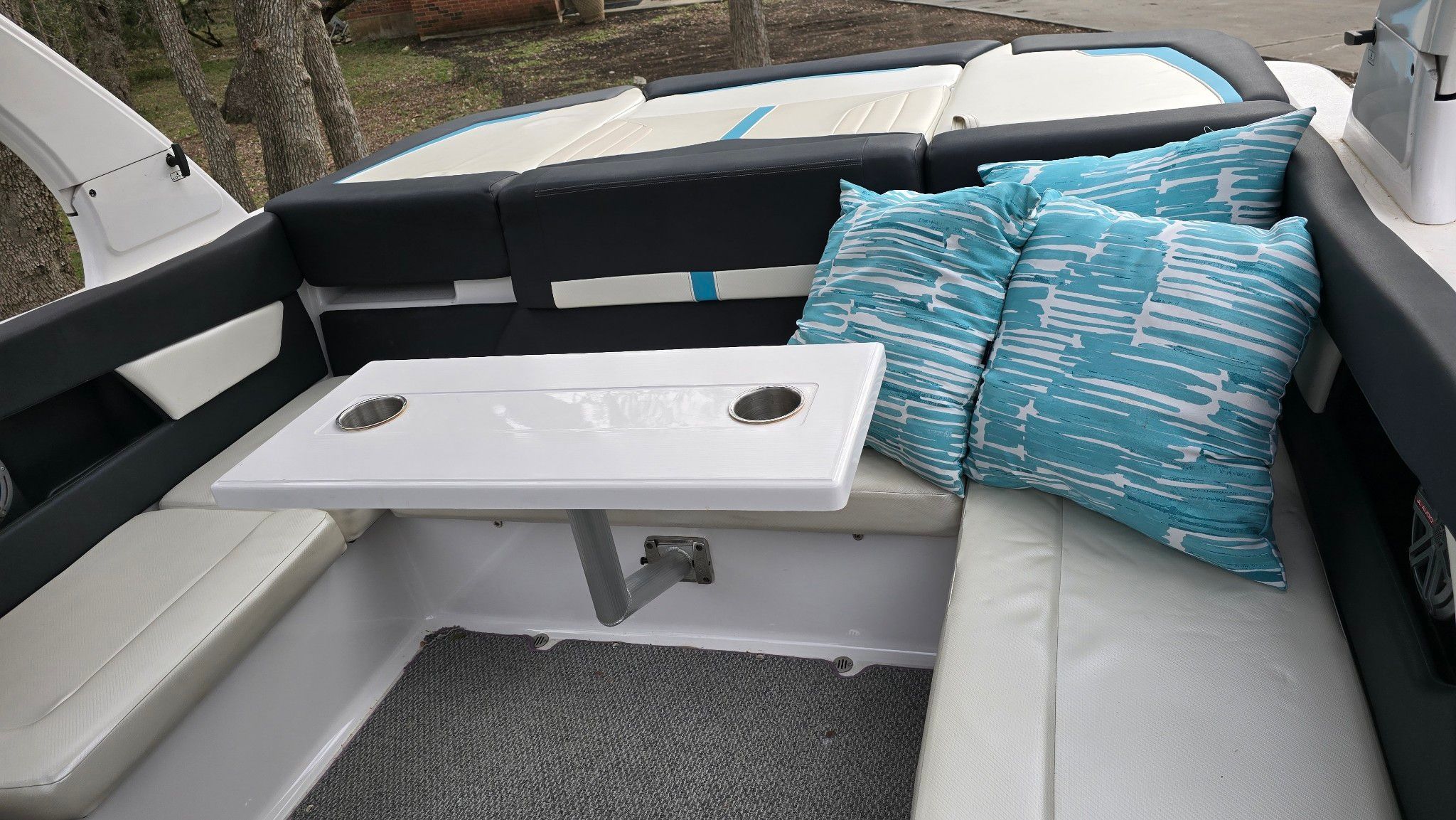 2015 Four Winns H230RS - 33