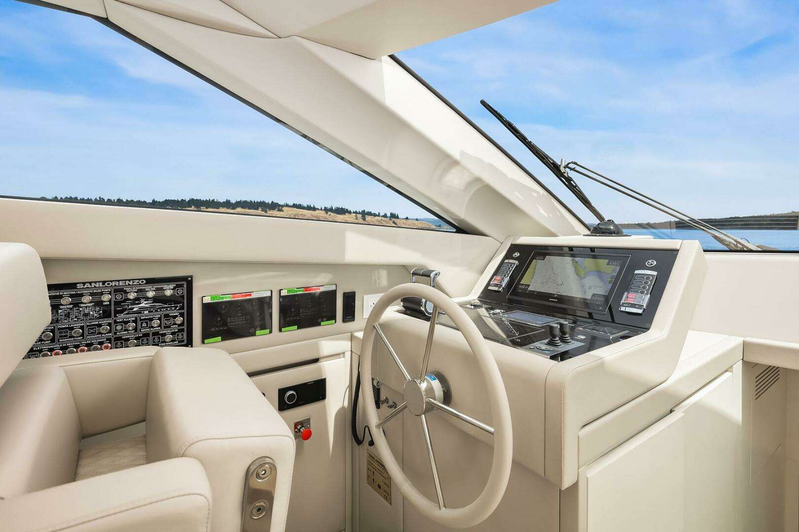 2023 Sanlorenzo SL86 - Image 17