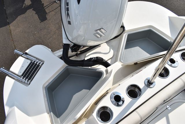 2024 Stingray 201 DC - 25