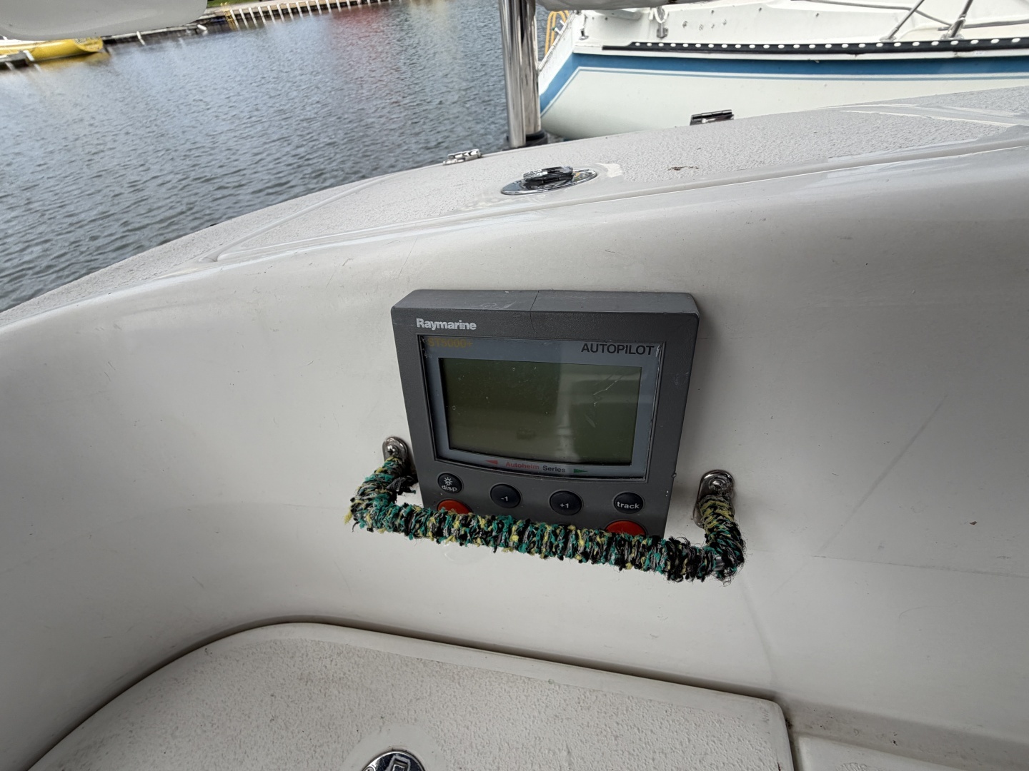2004 Catalina Catalina 350 - Image 26
