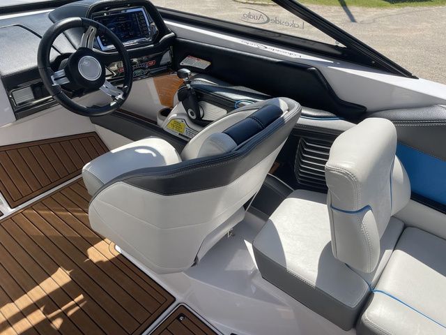 2013 Nautique G25 - 12