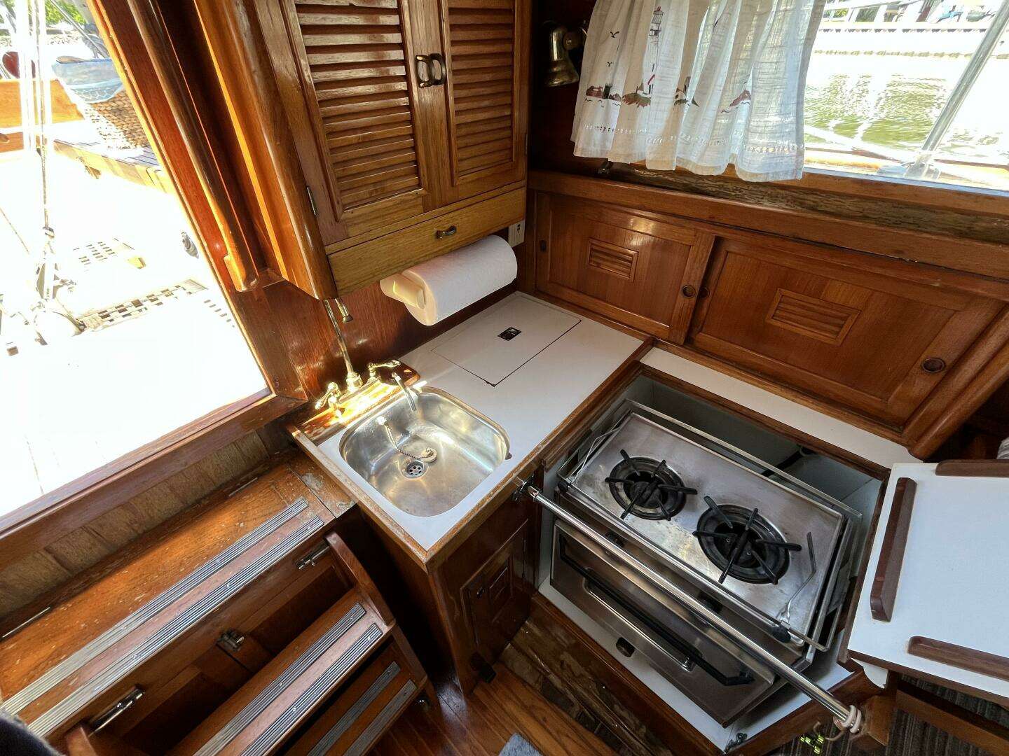 1978 Cheoy Lee Offshore 33 - Image 31