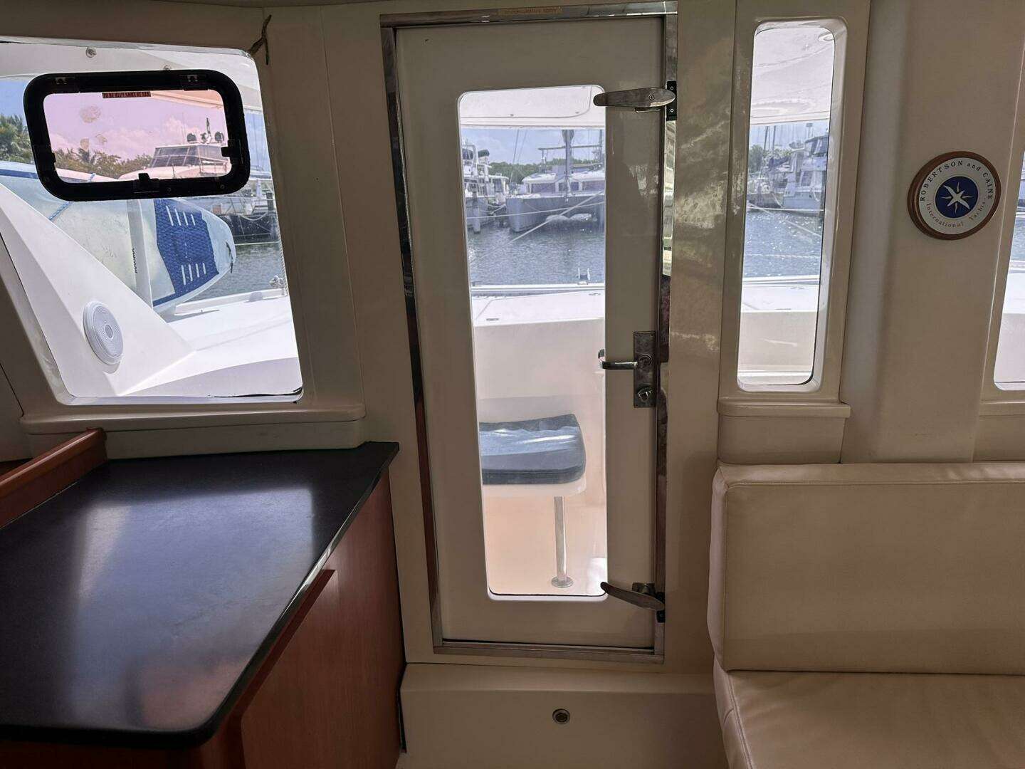 2012 Leopard 44 - Image 17