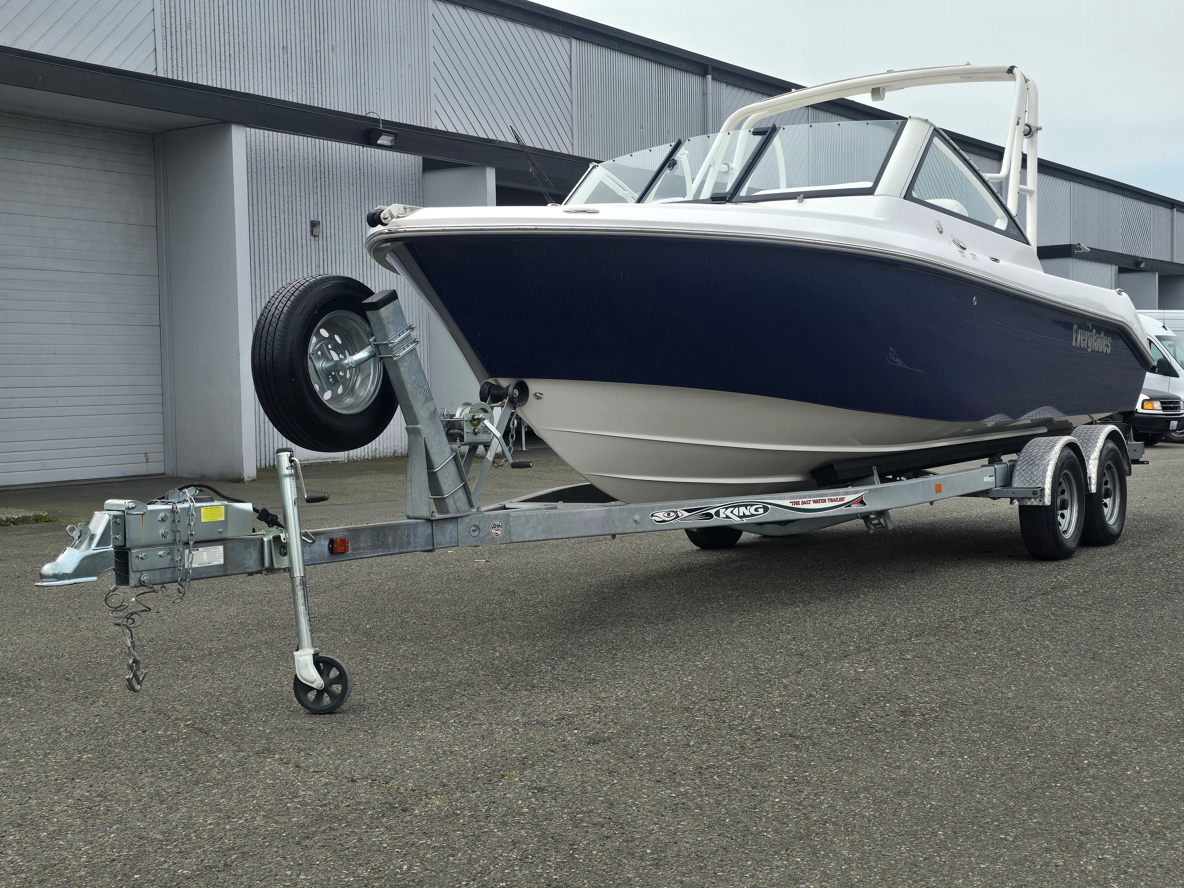 2017 Everglades 230 Dual Console