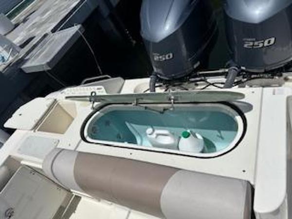2011 Pursuit C 280 Center Console - 5