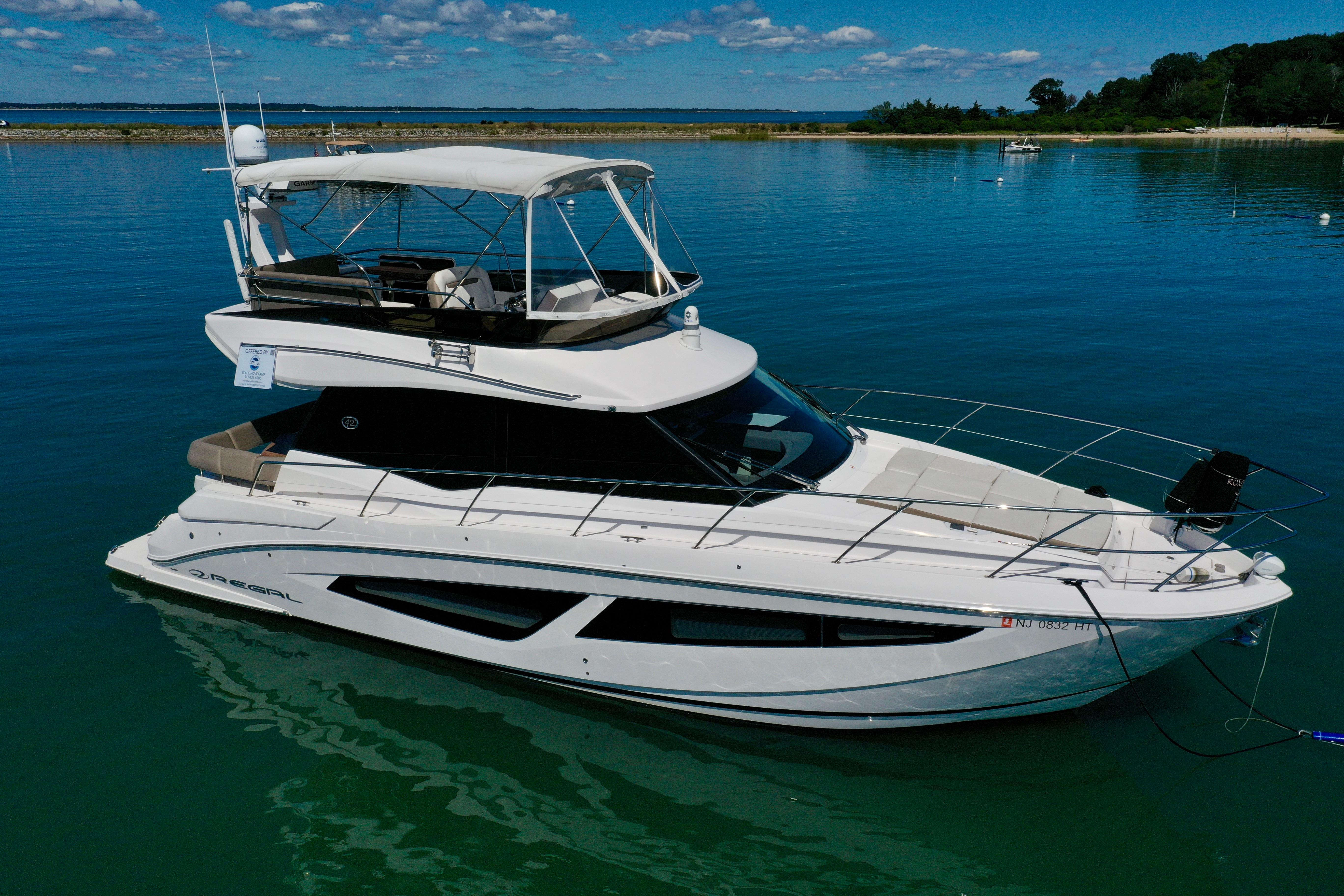 2017 Regal 42 Fly