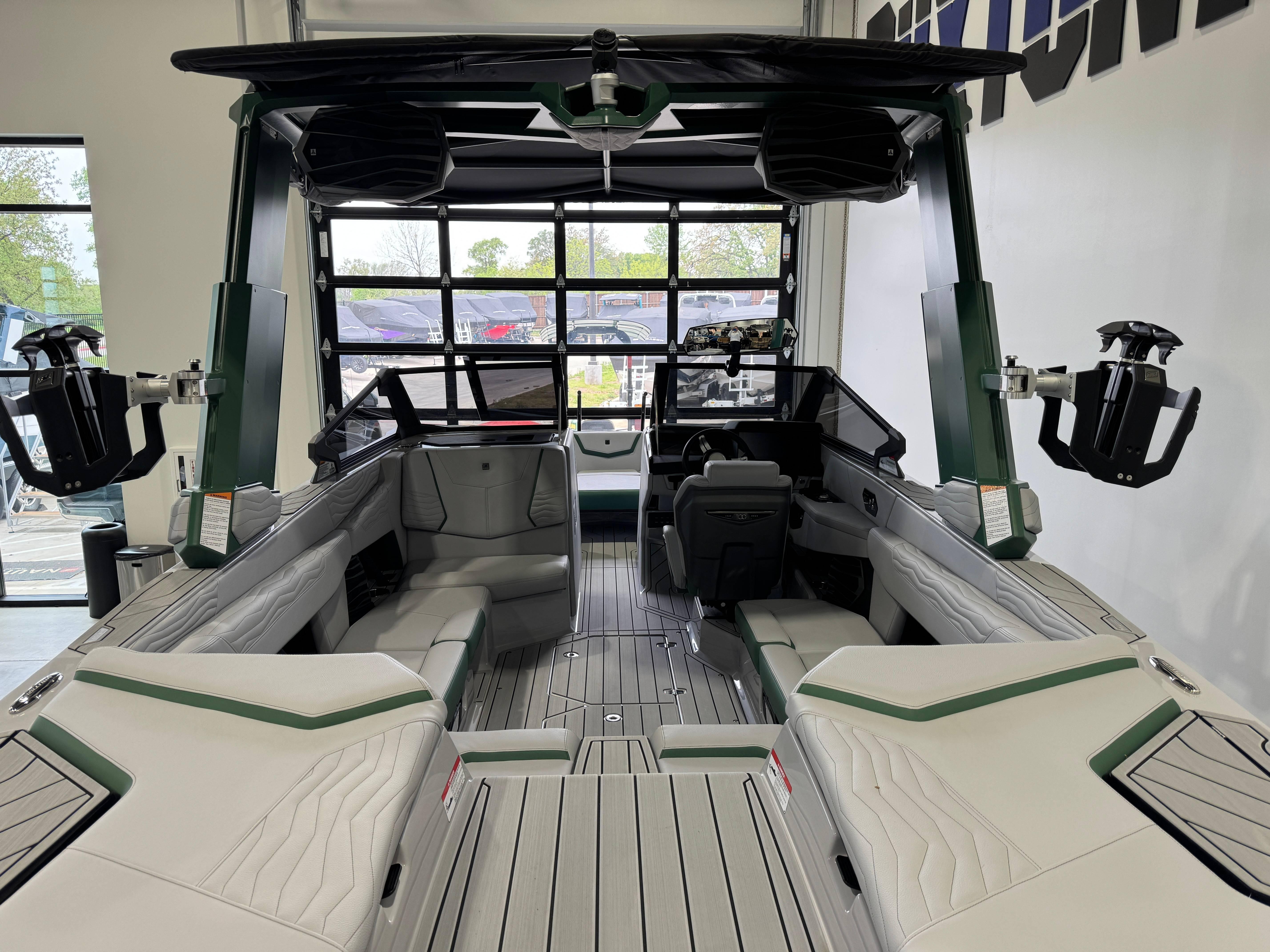 2025 Nautique Super Air Nautique G23 - 8