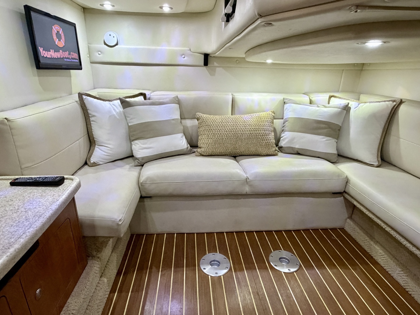 2007 Rinker 350 Express Cruiser - Image 63
