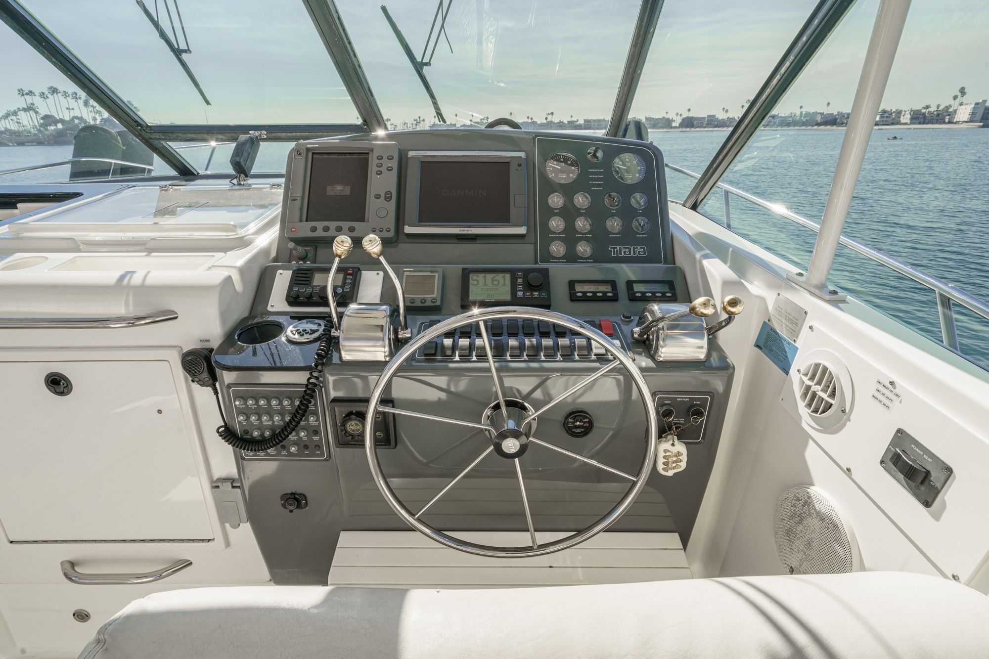 2002 Tiara Yachts 4100 Open - 34