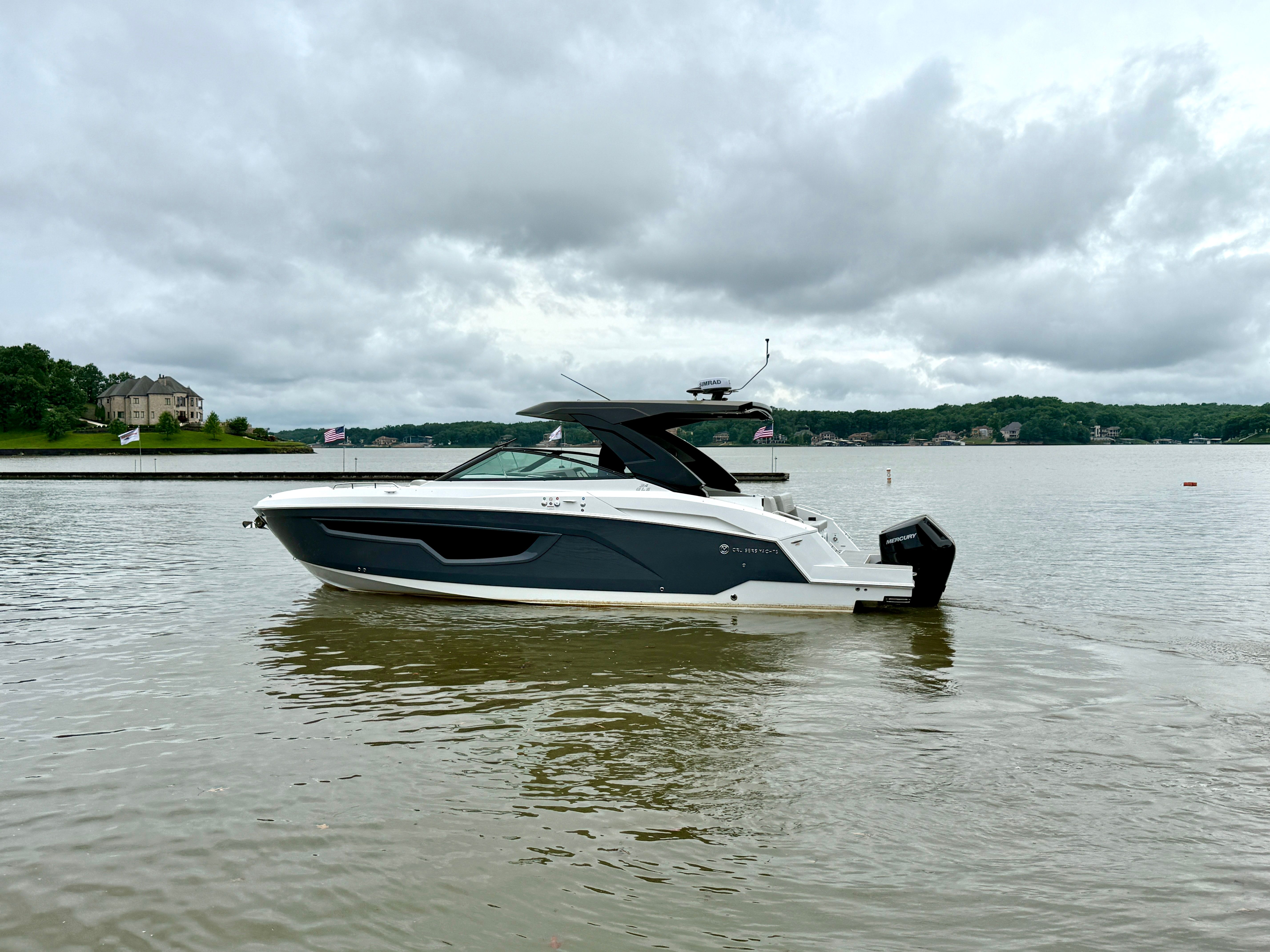 2026 Cruisers Yachts 34 GLS OB