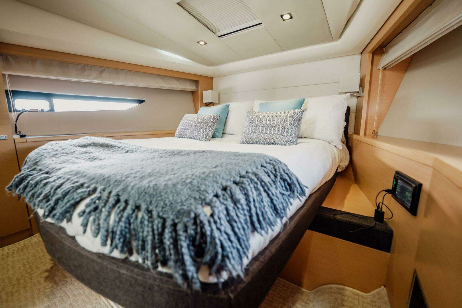 2013 Prestige 500 S - Image 62