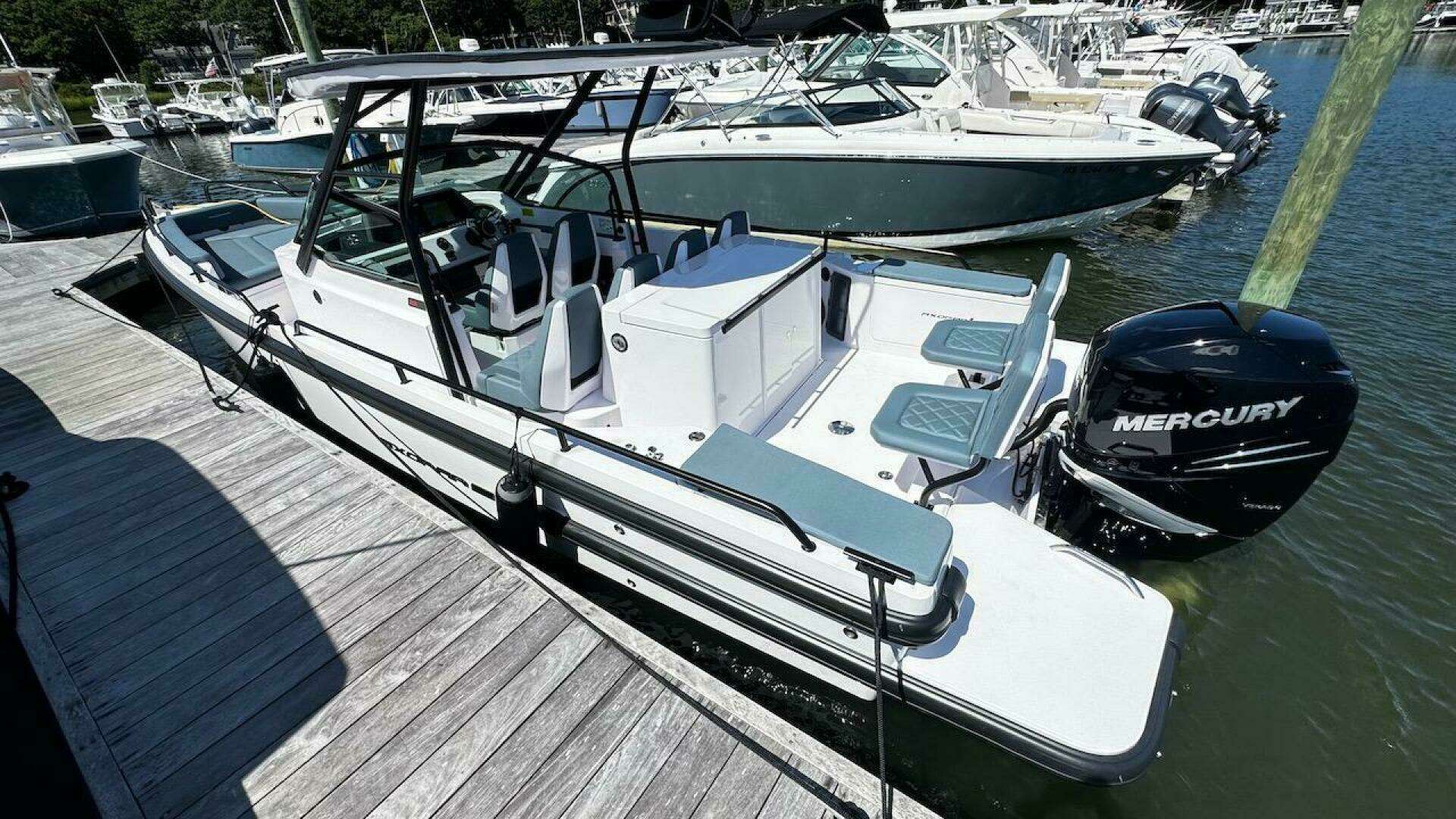2022 Axopar 28 T-Top - Image 3
