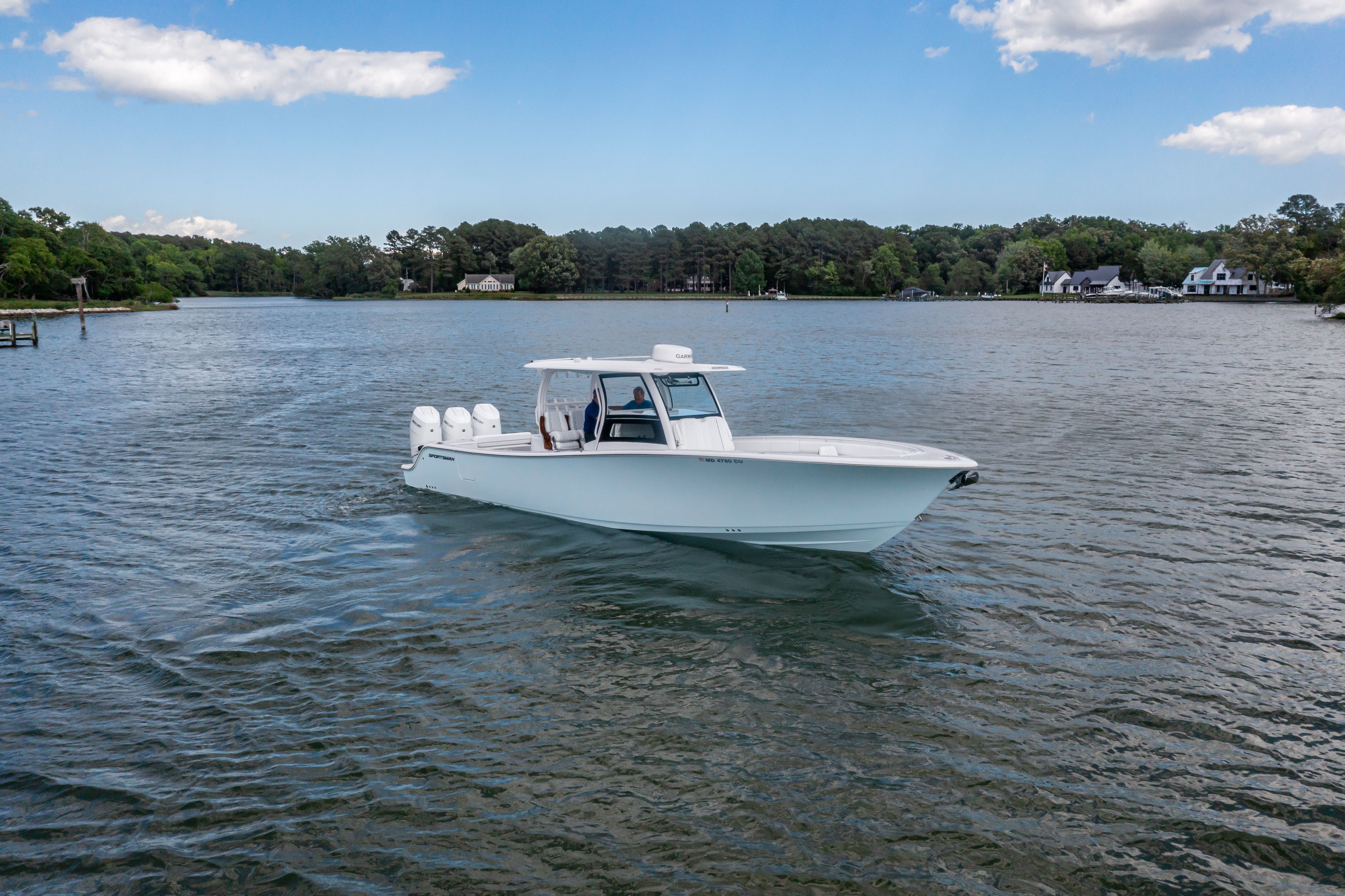2023 Sportsman Open 352 Center Console
