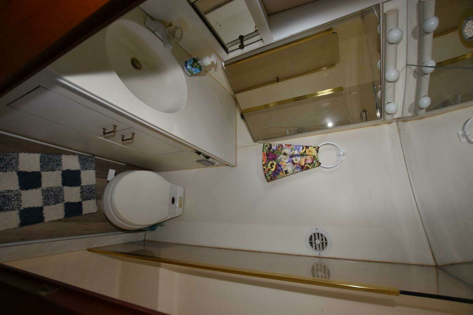 1993 Ocean Yachts 44 Motoryacht - Image 19
