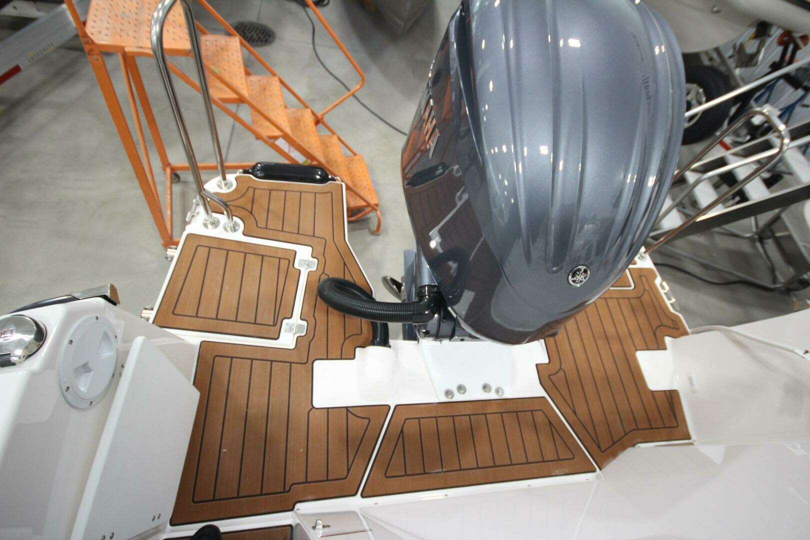 2026 Ranger Tugs R-25 Luxury Edition - Image 7