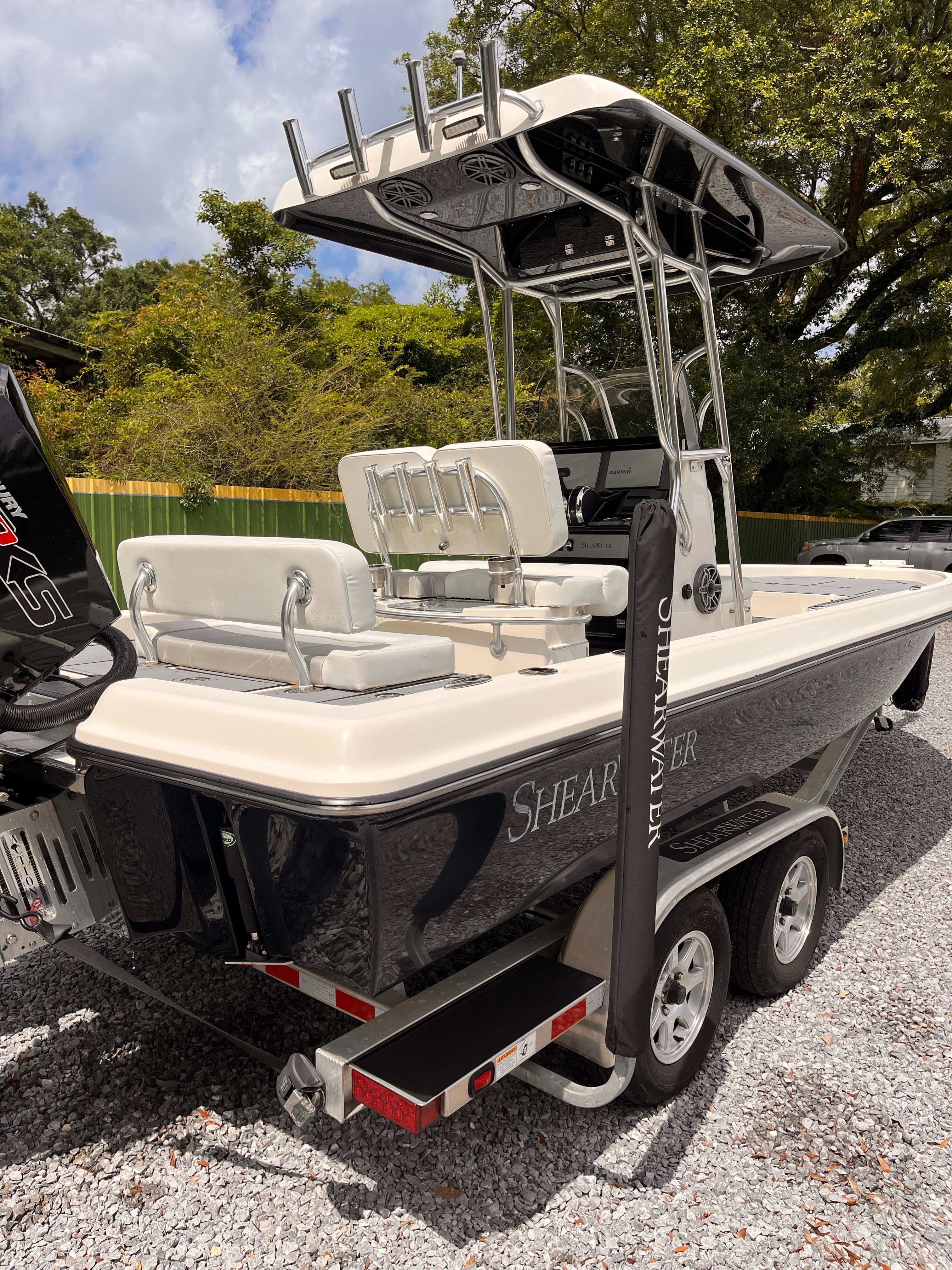 2021 ShearWater 23LTZ - 14