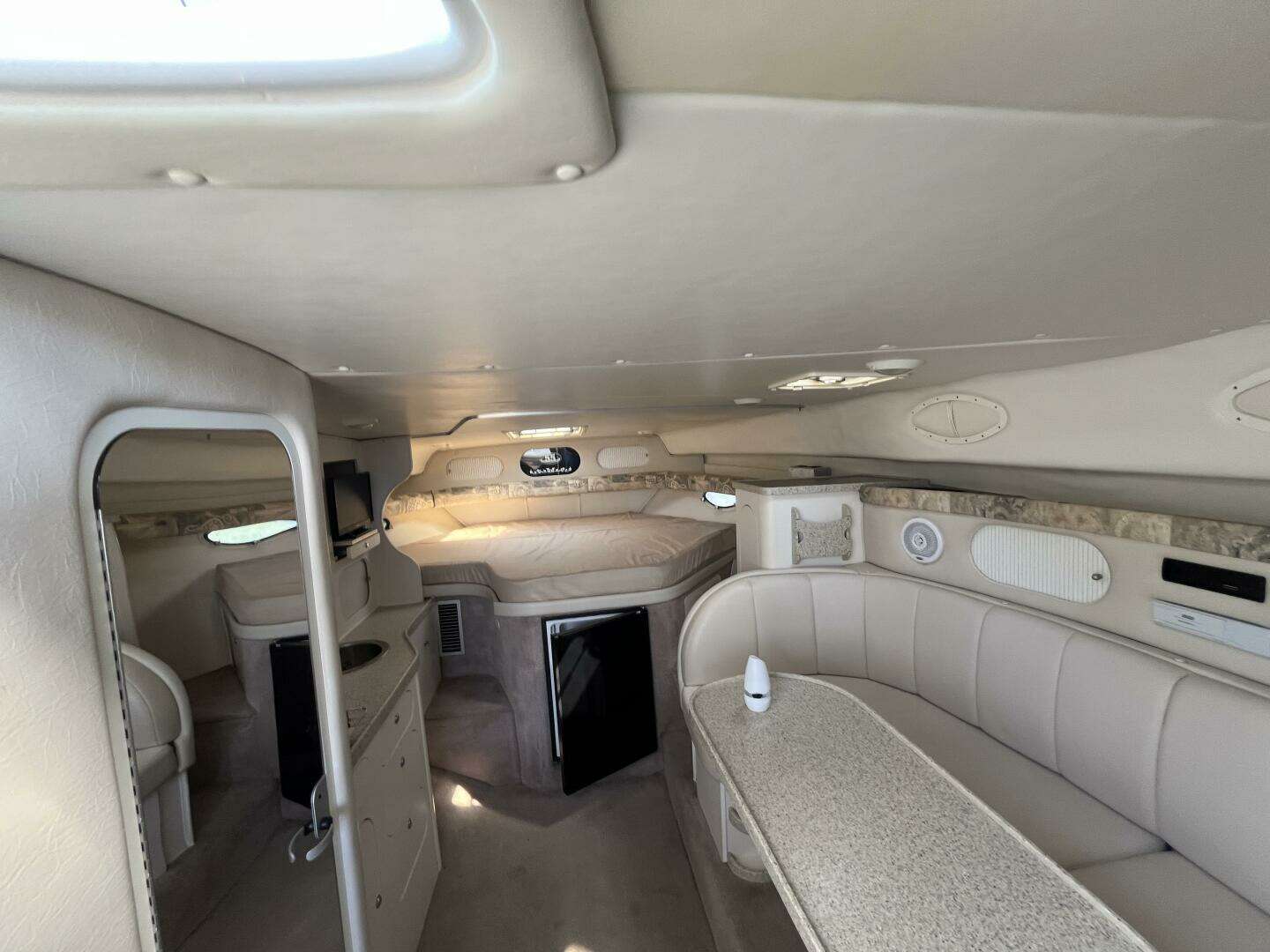 2000 Rinker Fiesta Vee 340 - Image 28