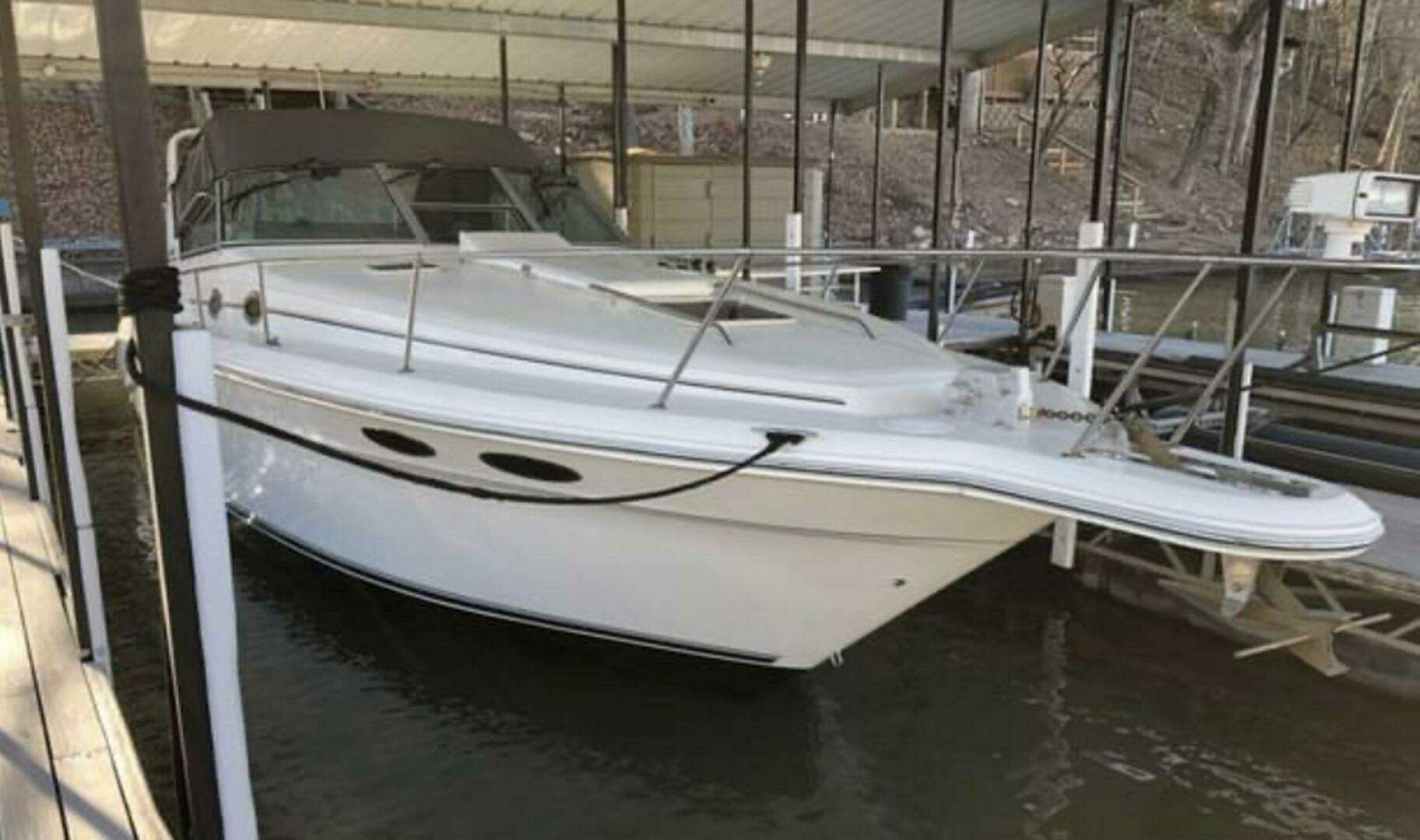 1994 Sea Ray 330 Express Cruiser - Image 26