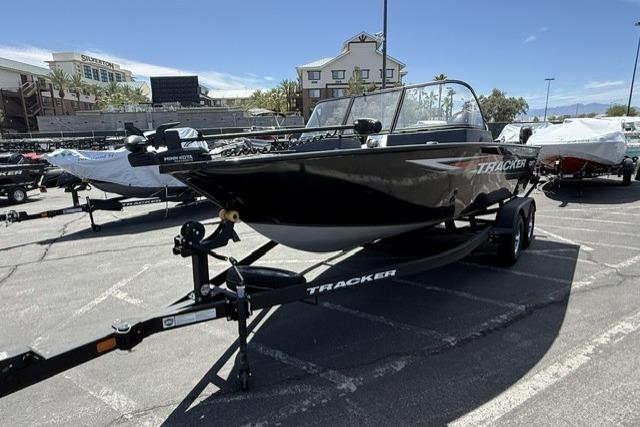 2025 Tracker Pro Guide V-175 WT
