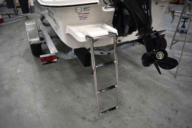 2025 Carolina Skiff E20 JVX Center Console - 15