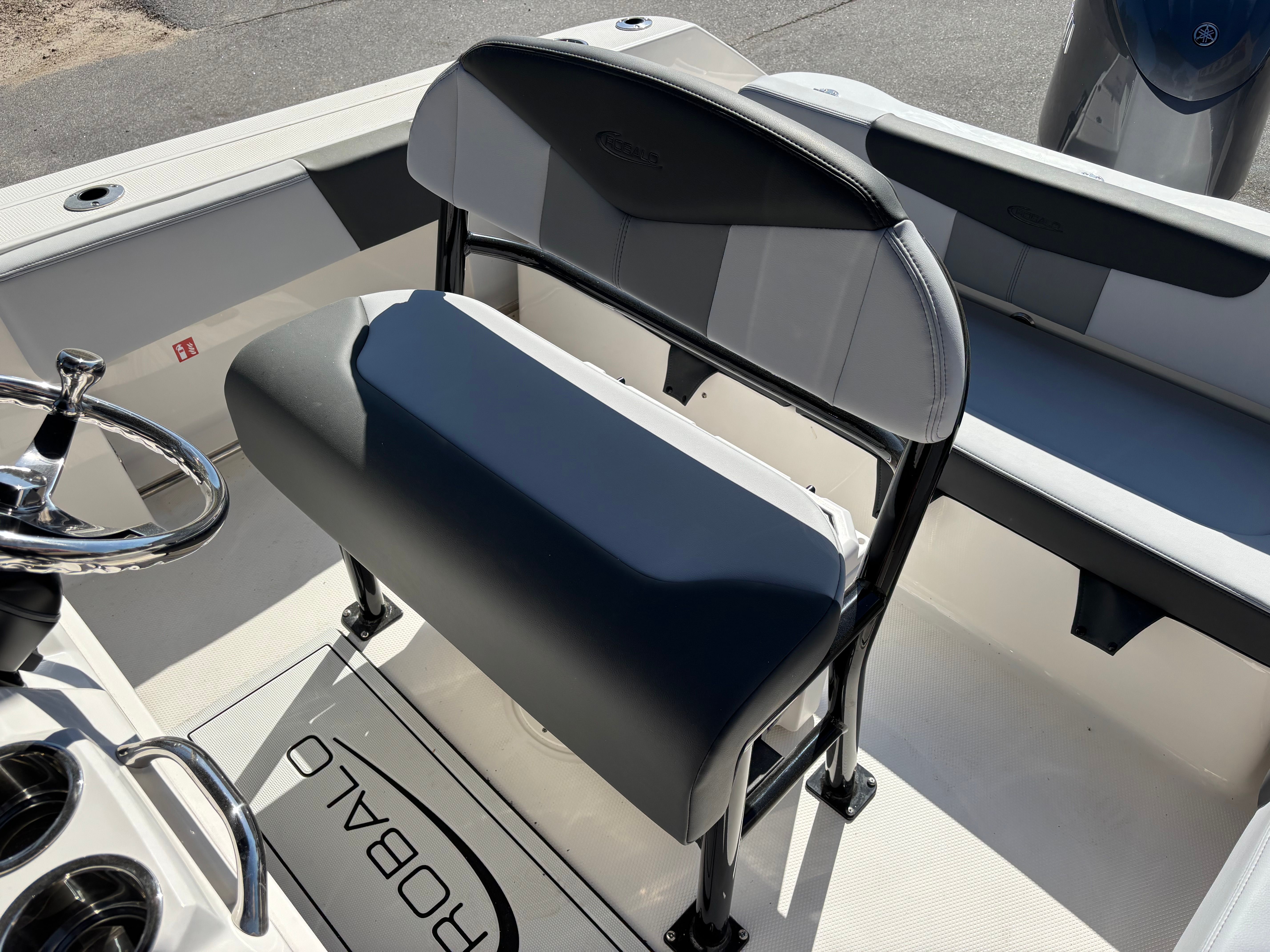 2026 ROBALO 202 EX - Image 10