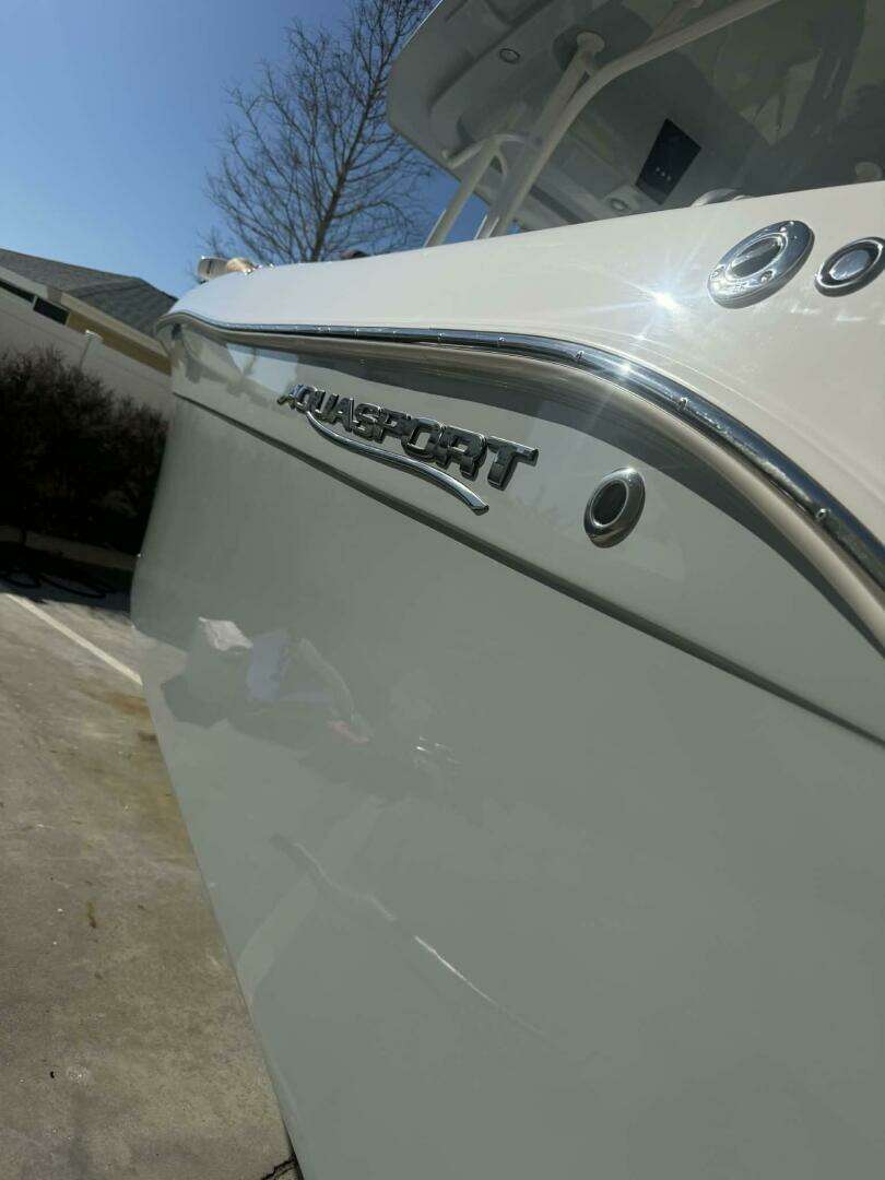 2021 Aquasport 2500 Center Console - Image 38