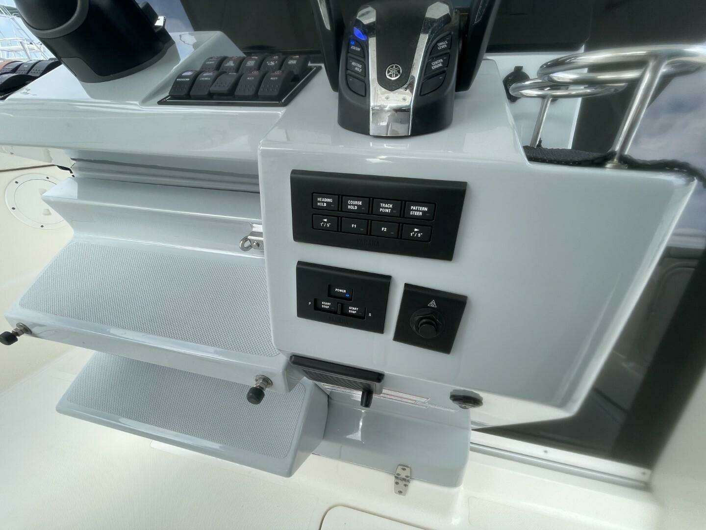 2021 Pursuit S 328 Sport - Image 25