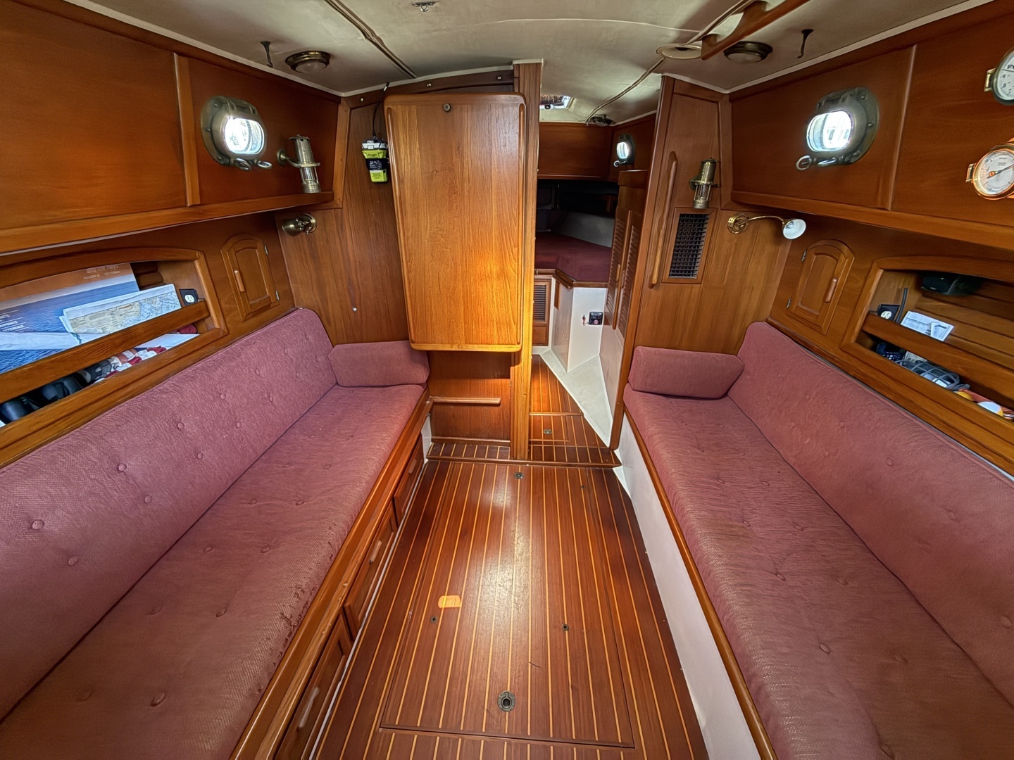 1987 Pacific Seacraft — - Image 25