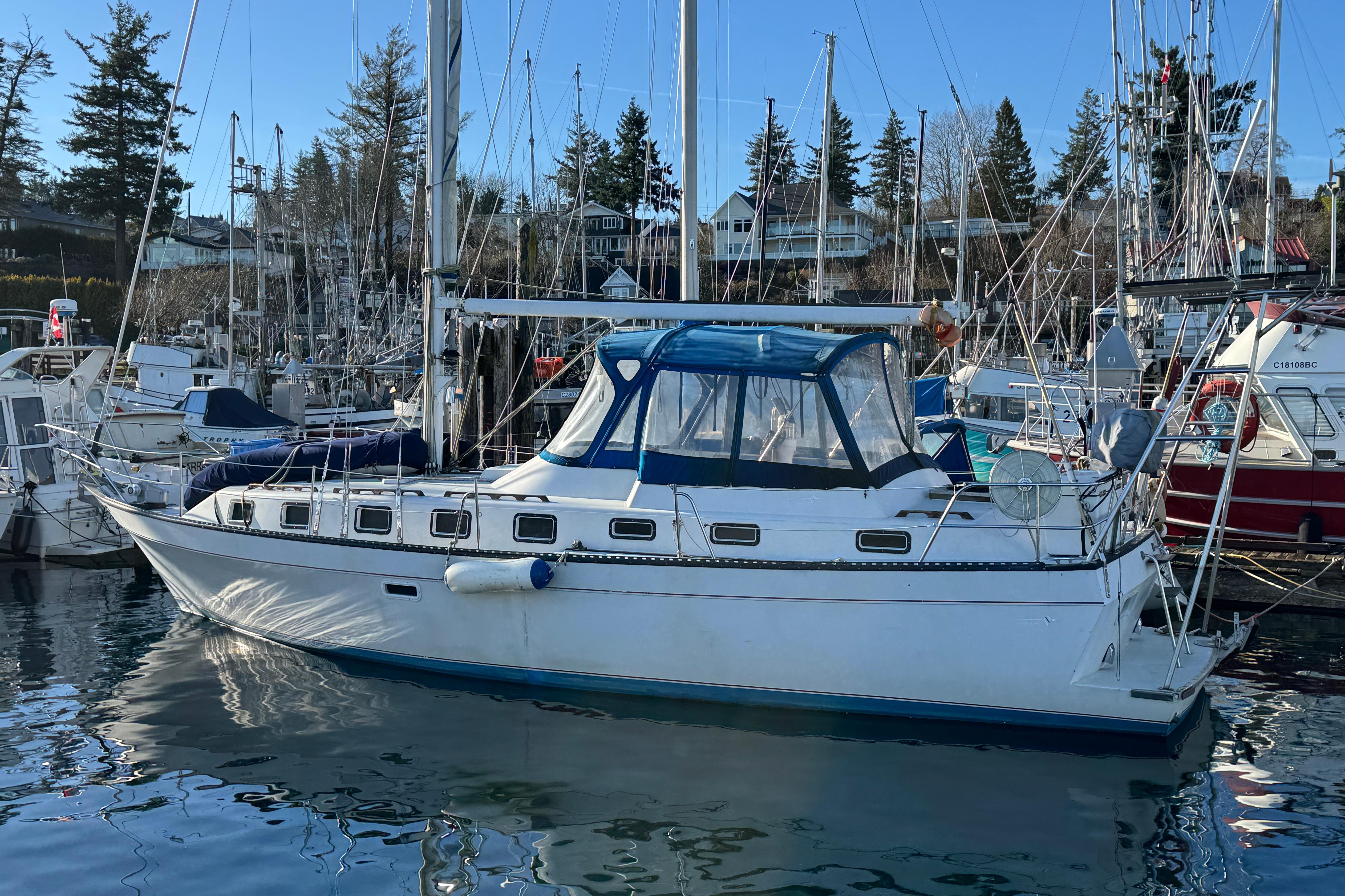 1983 Lancer Yachts 40
