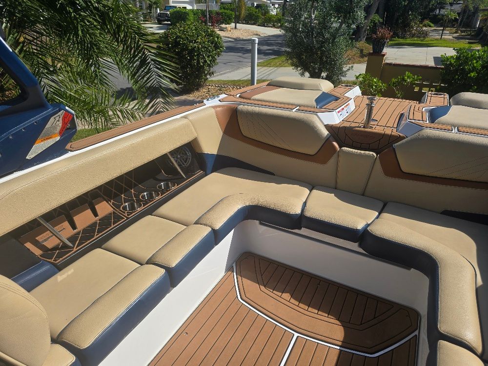 2020 Nautique GS24 - 15