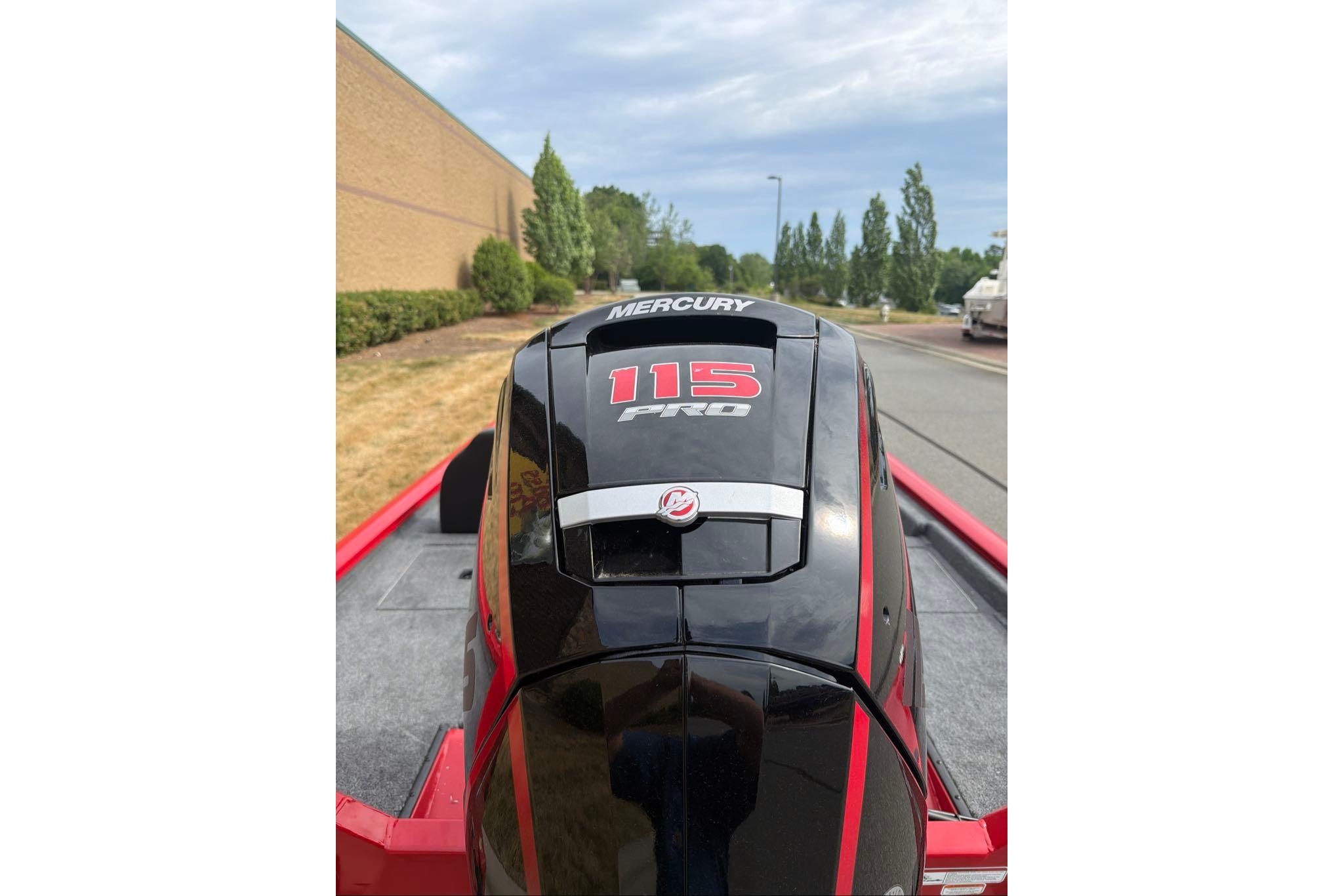 2026 Tracker Pro Team 190 with Mercury 115 Pro outboard motor.