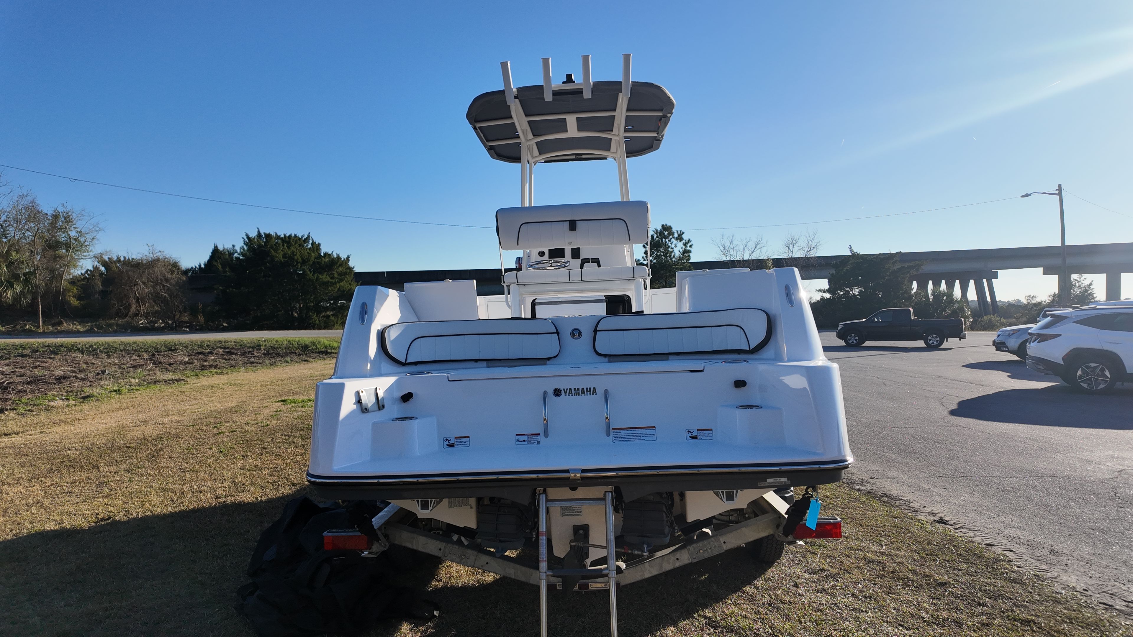 2025 Yamaha Boats 222 FSH Sport - 4