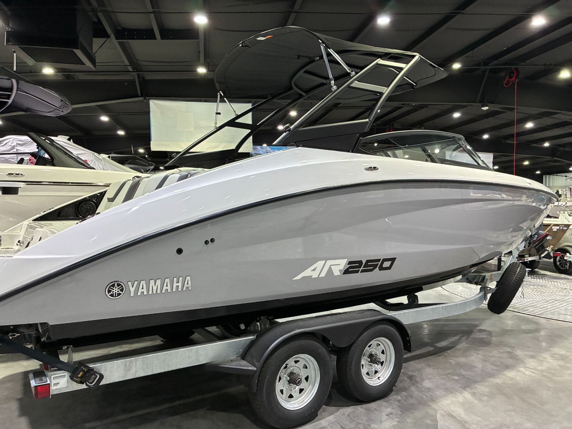 2026 Yamaha Boats AR250 - 3