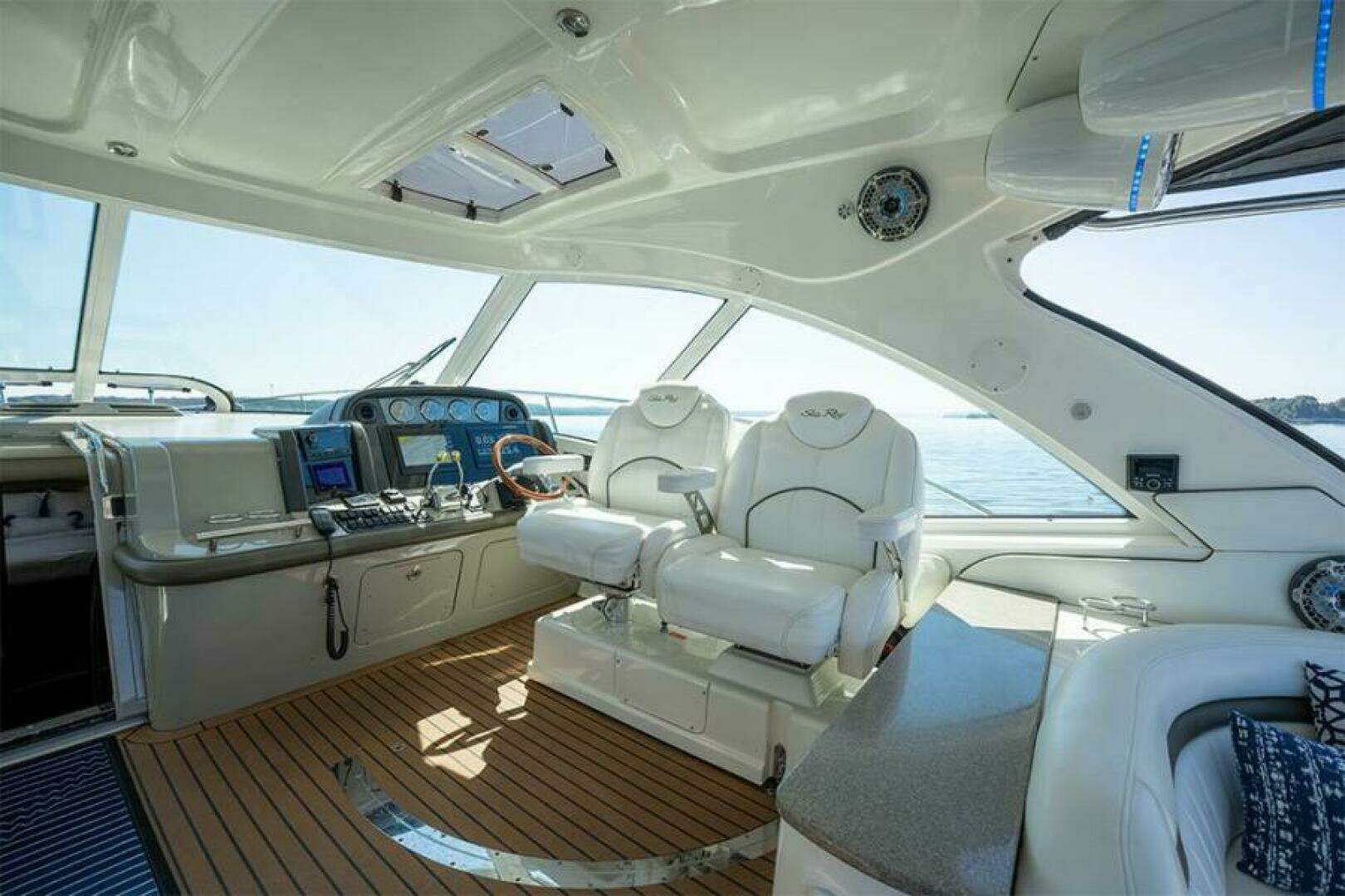 2007 Sea Ray 48 Sundancer - Image 19