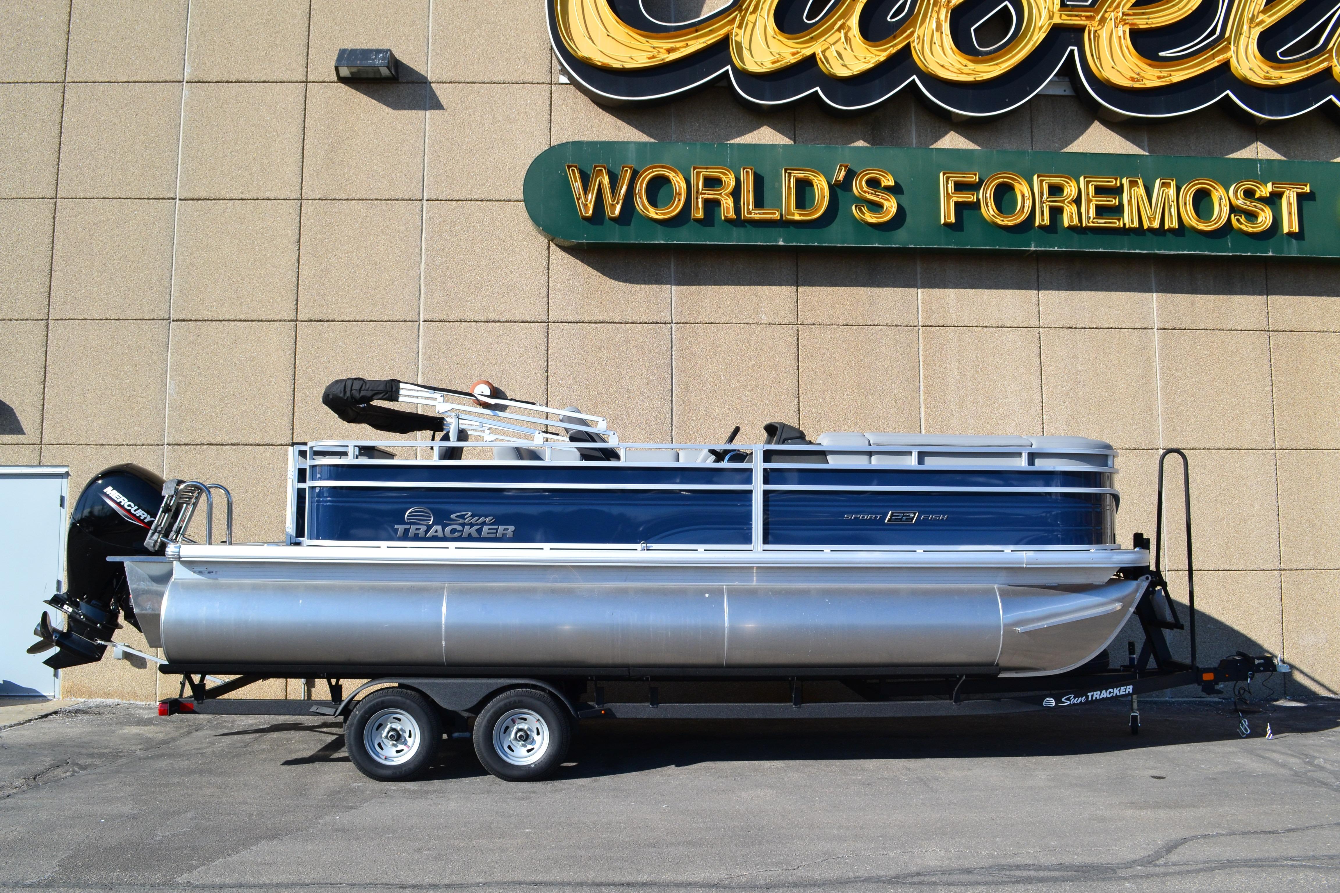 2026 Sun Tracker SportFish 22 XP3