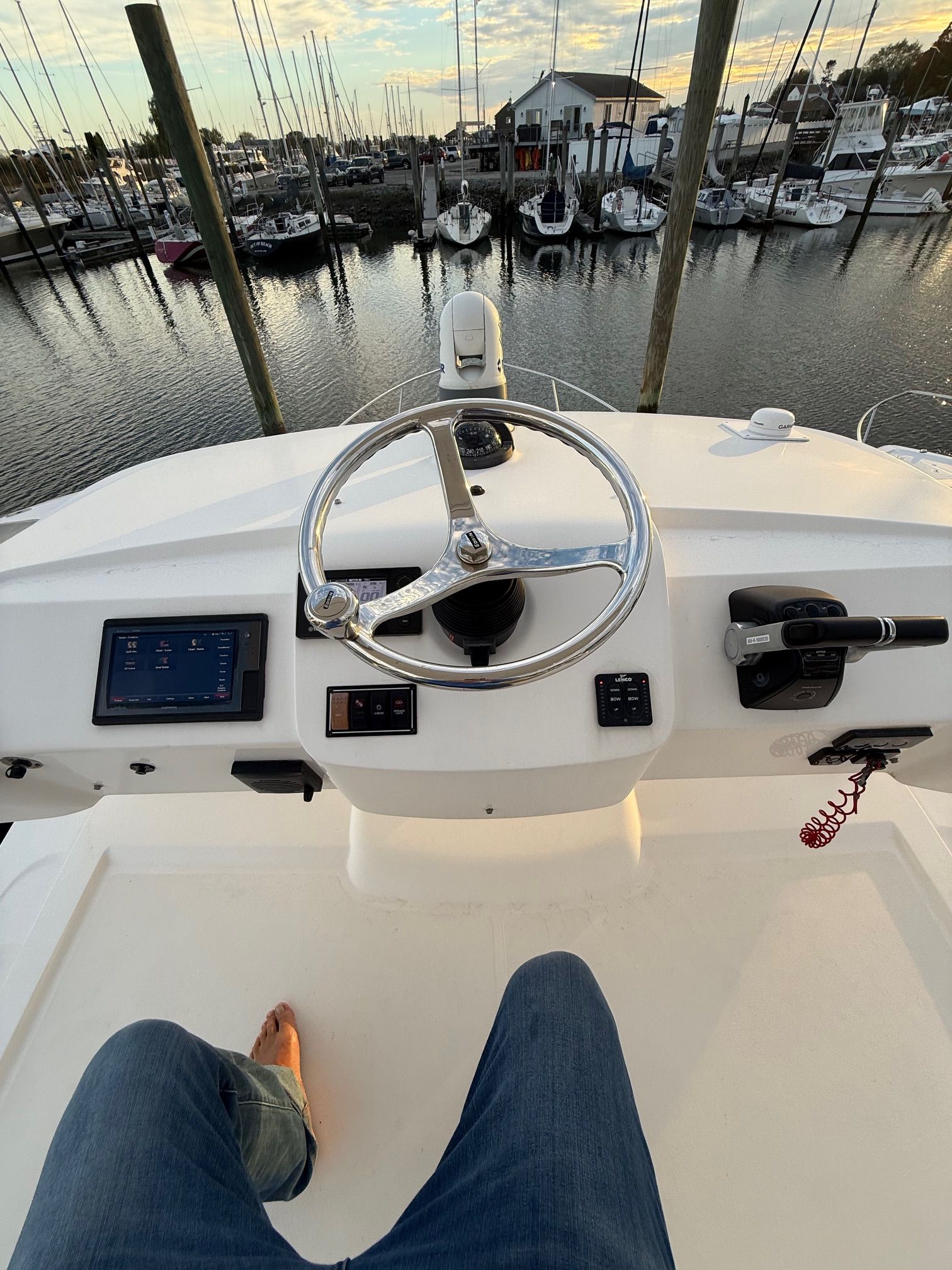 2017 Pursuit OS 385 Offshore - 18