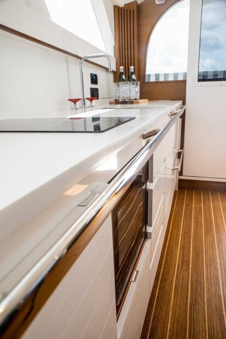 2027 Bertram 35 Flybridge - Image 32