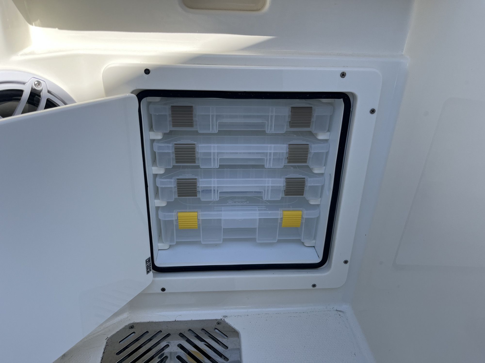 2026 Cobia 285 Open Center Console - 31