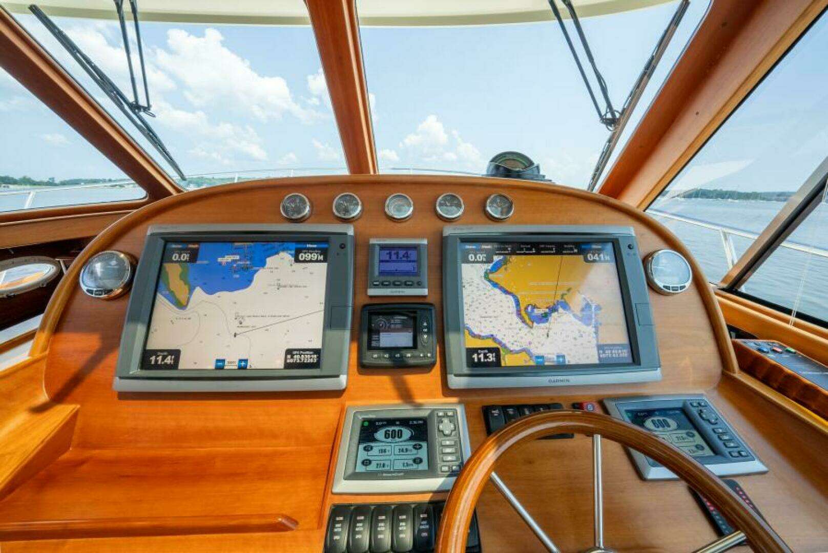 2012 Hinckley Talaria 48 - Image 22