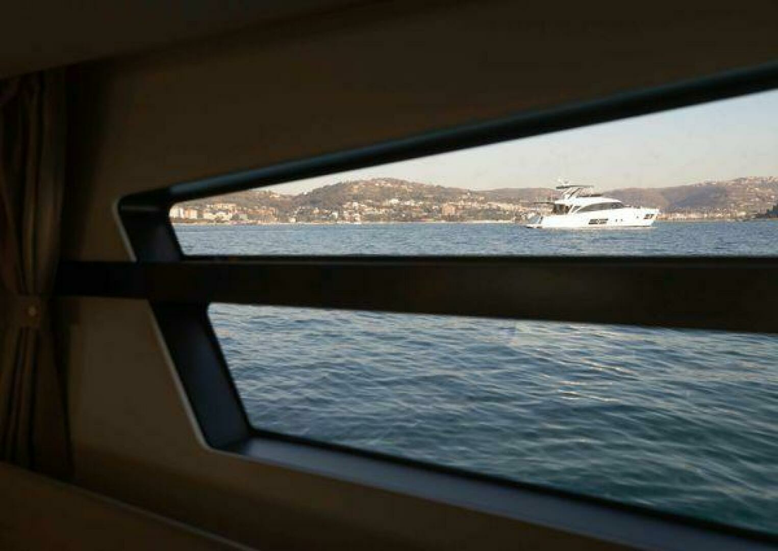 2027 Greenline 45 Coupe - Image 18
