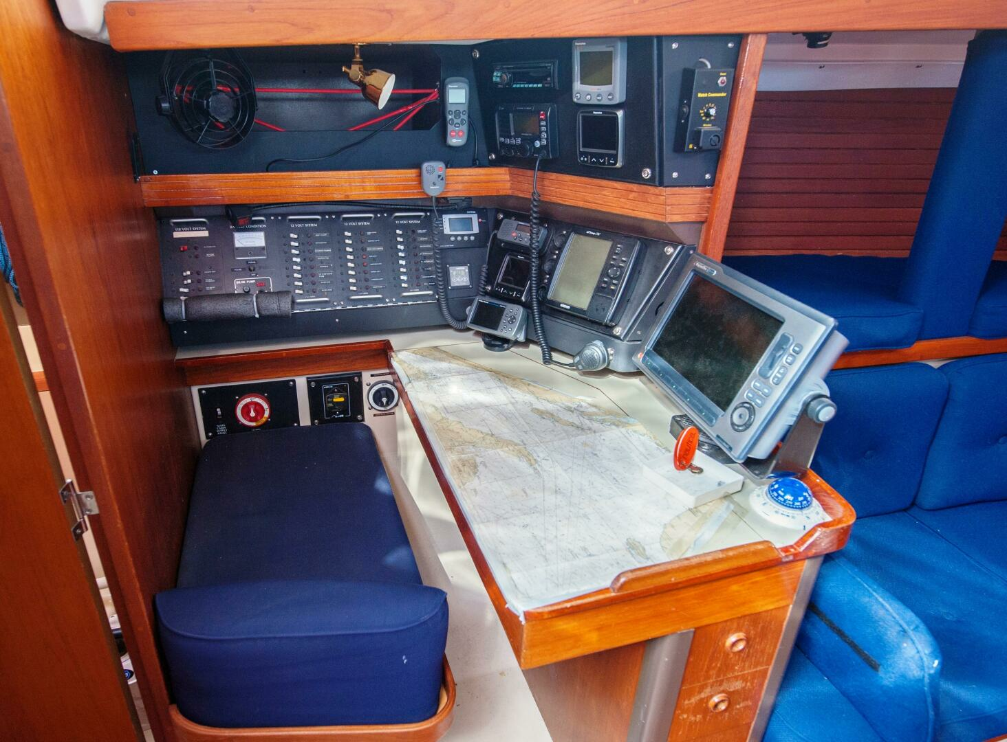 1985 C&C 44 - Image 22