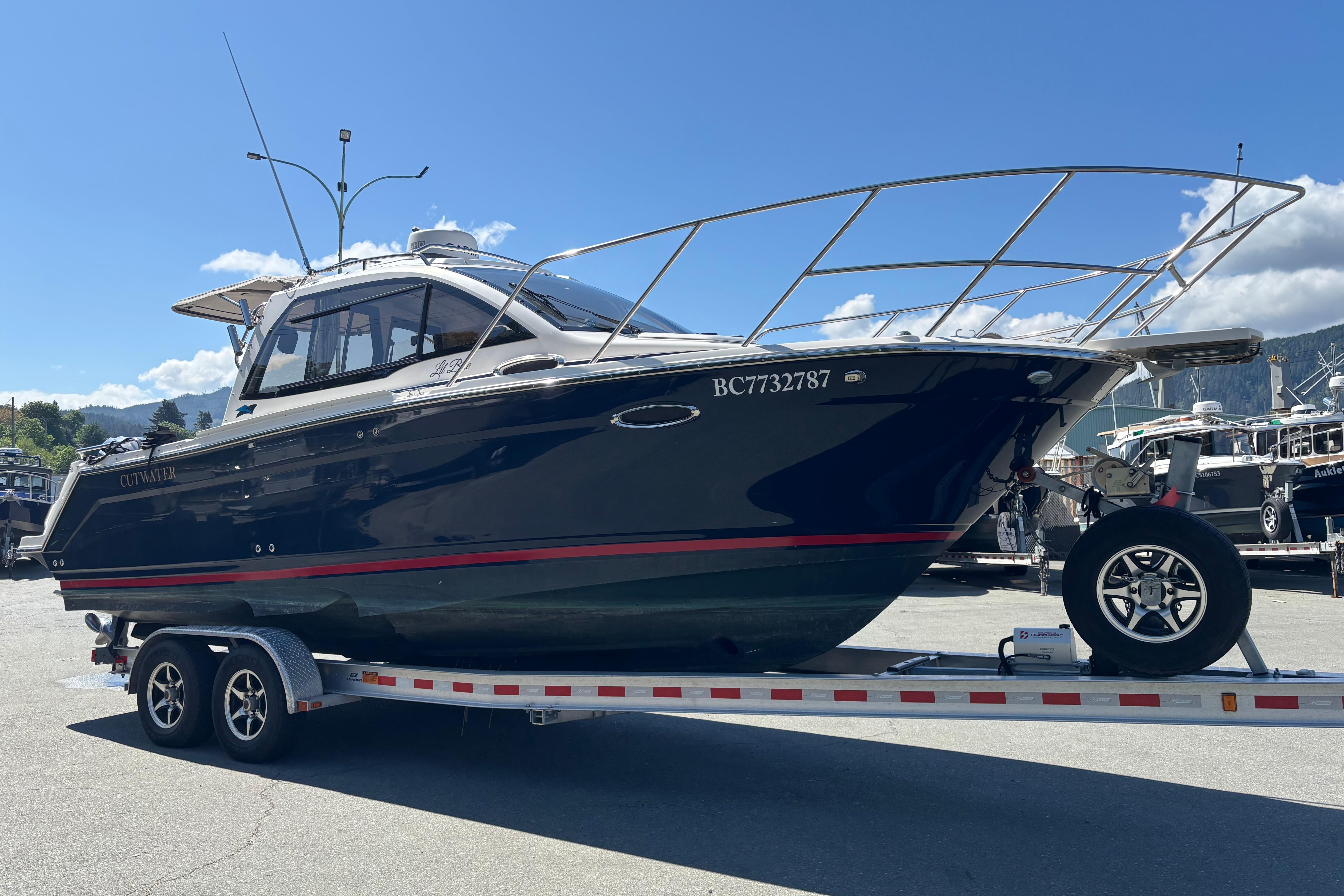 2021 Cutwater C-242 Coupe