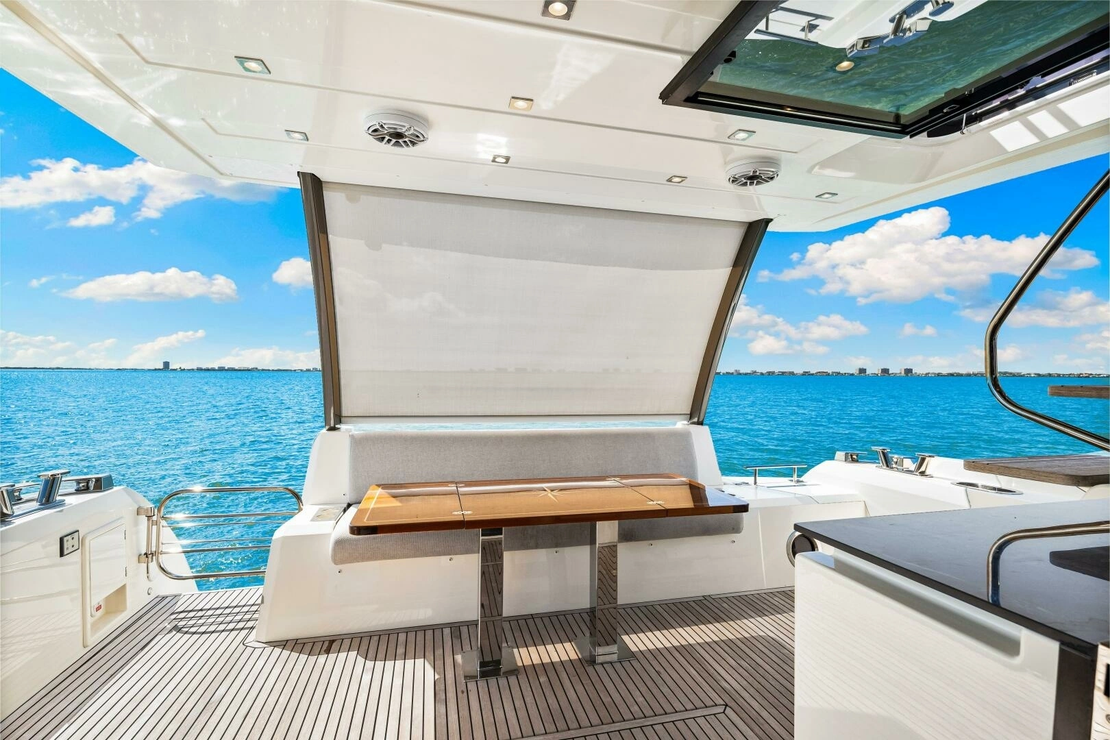 2019 Prestige 630 Flybridge - Image 26