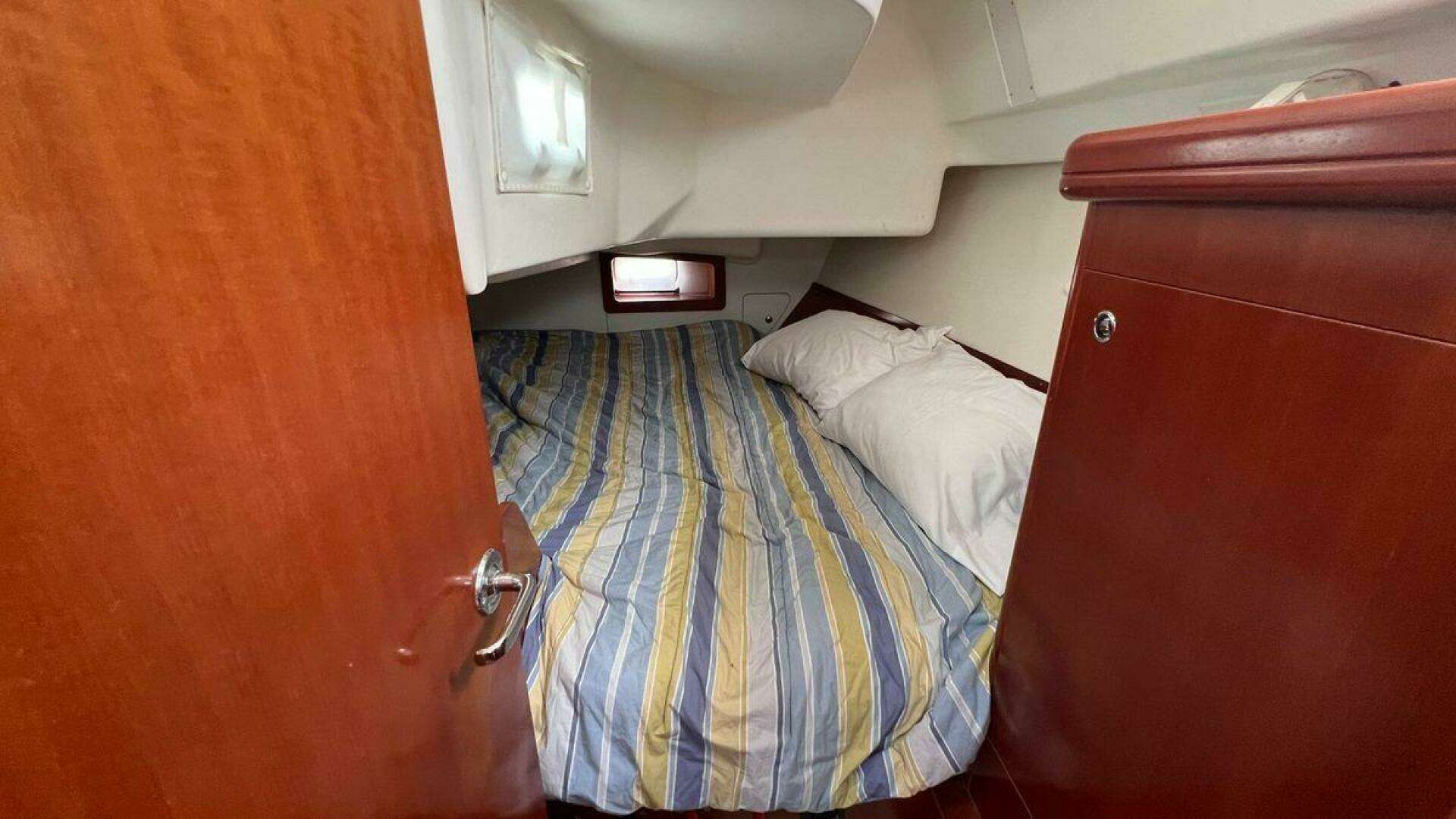 2007 Beneteau 343 - Image 3