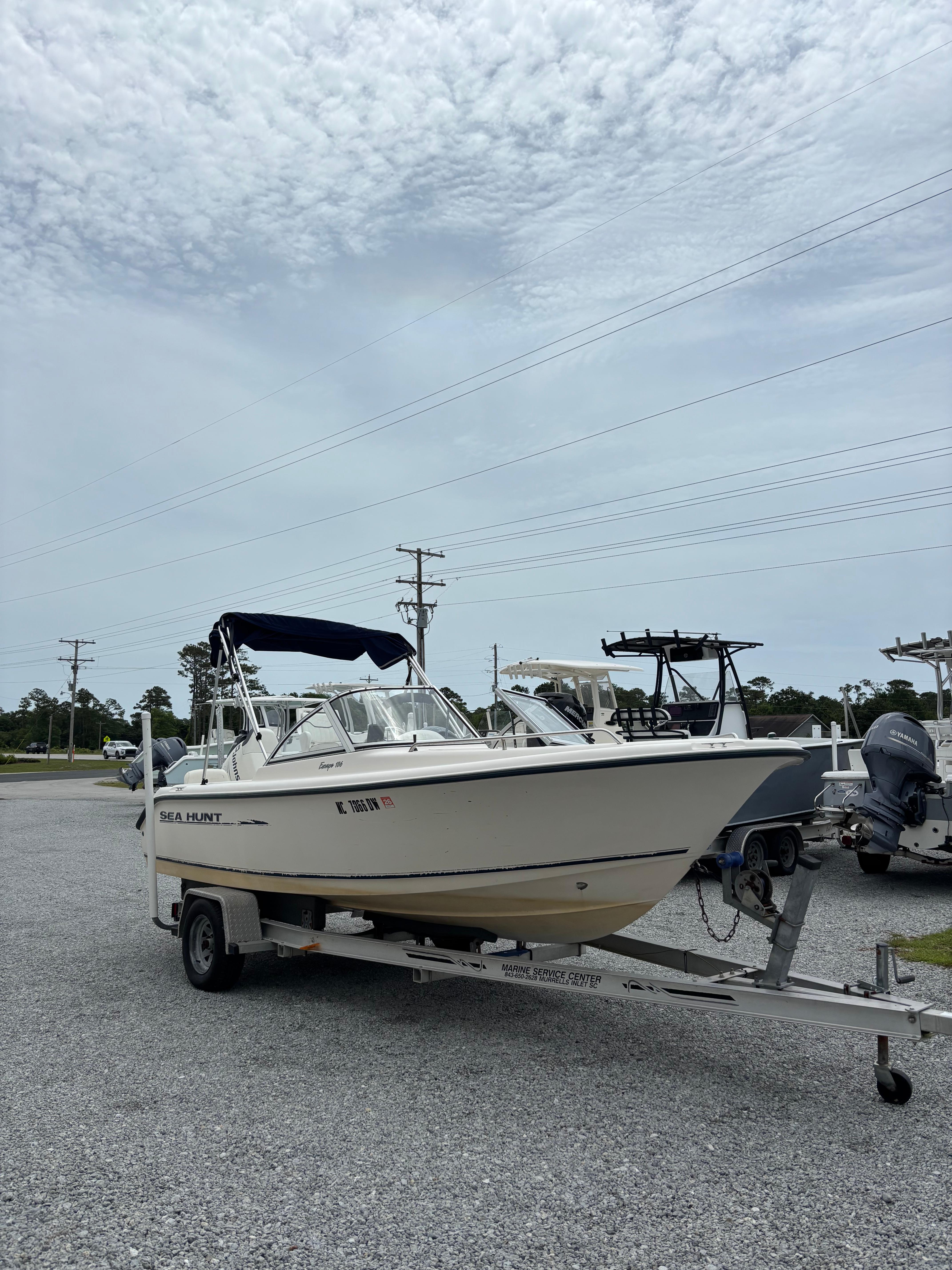 2004 Sea Hunt 186 Escape - 2