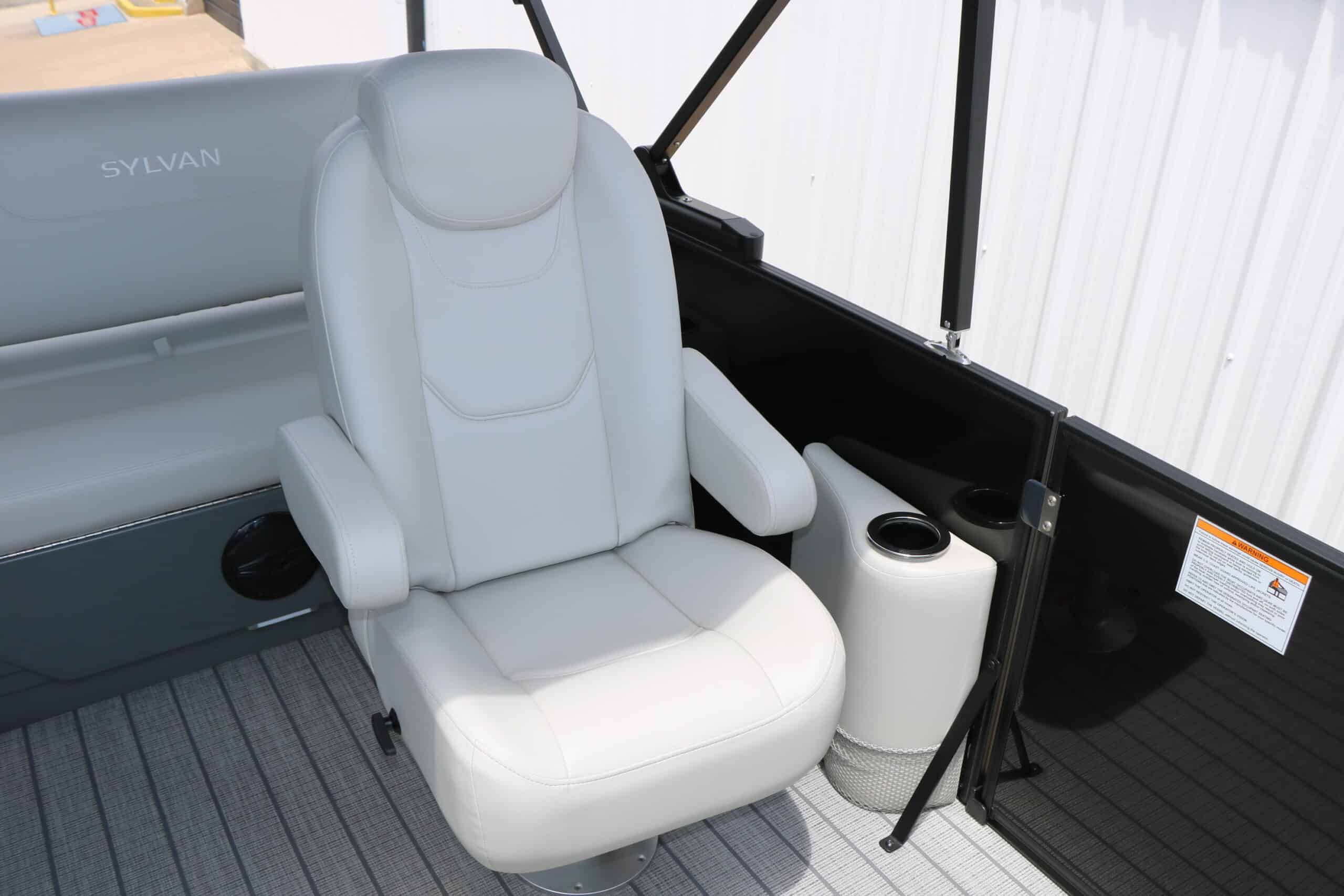 2026 Sylvan Mirage 820 CLZ DH Premium Pontoon Includes Custom Trailer - 24